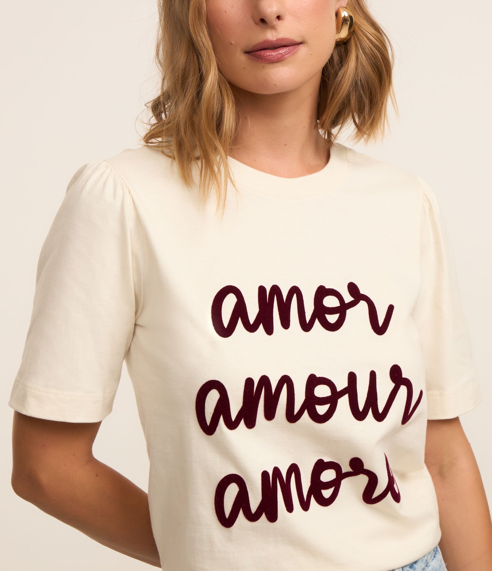 Camiseta Slim com Estampa Amor Amour Amore Branco 4
