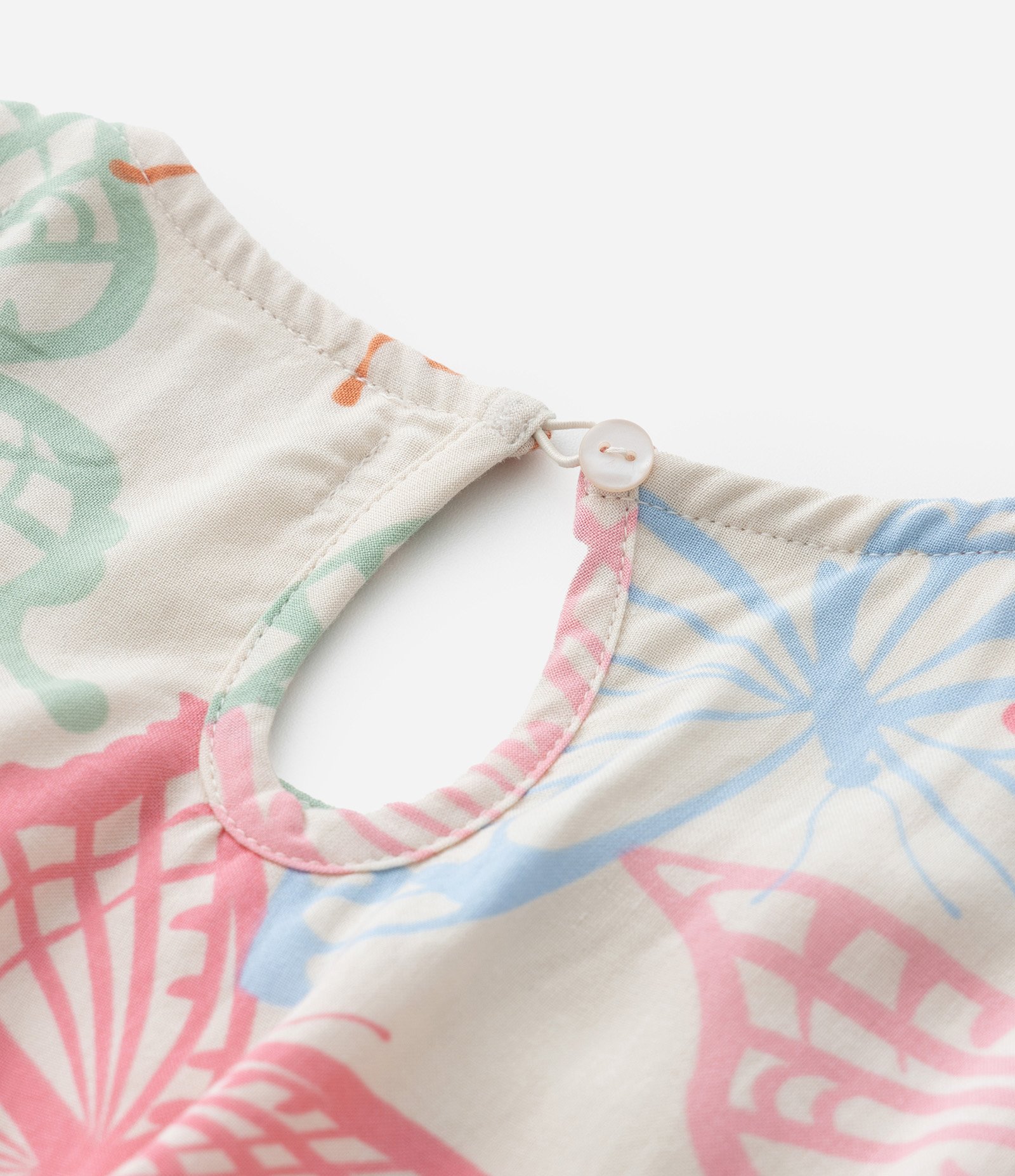 Vestido Infantil com Recorte e Estampa Borboleta - Tam 5 a 14 Anos Multicores 4