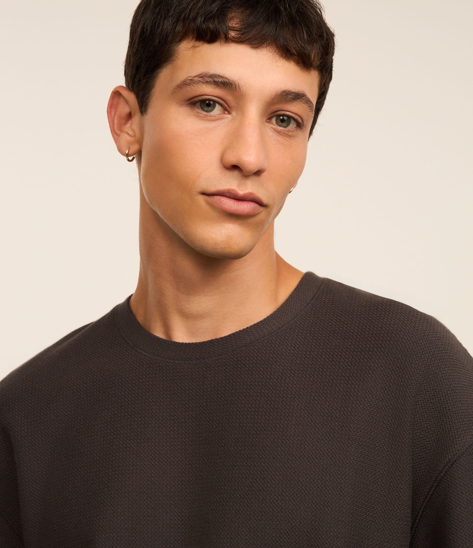 Camiseta Relaxed em Algodão com Textura Chevron Cinza 4