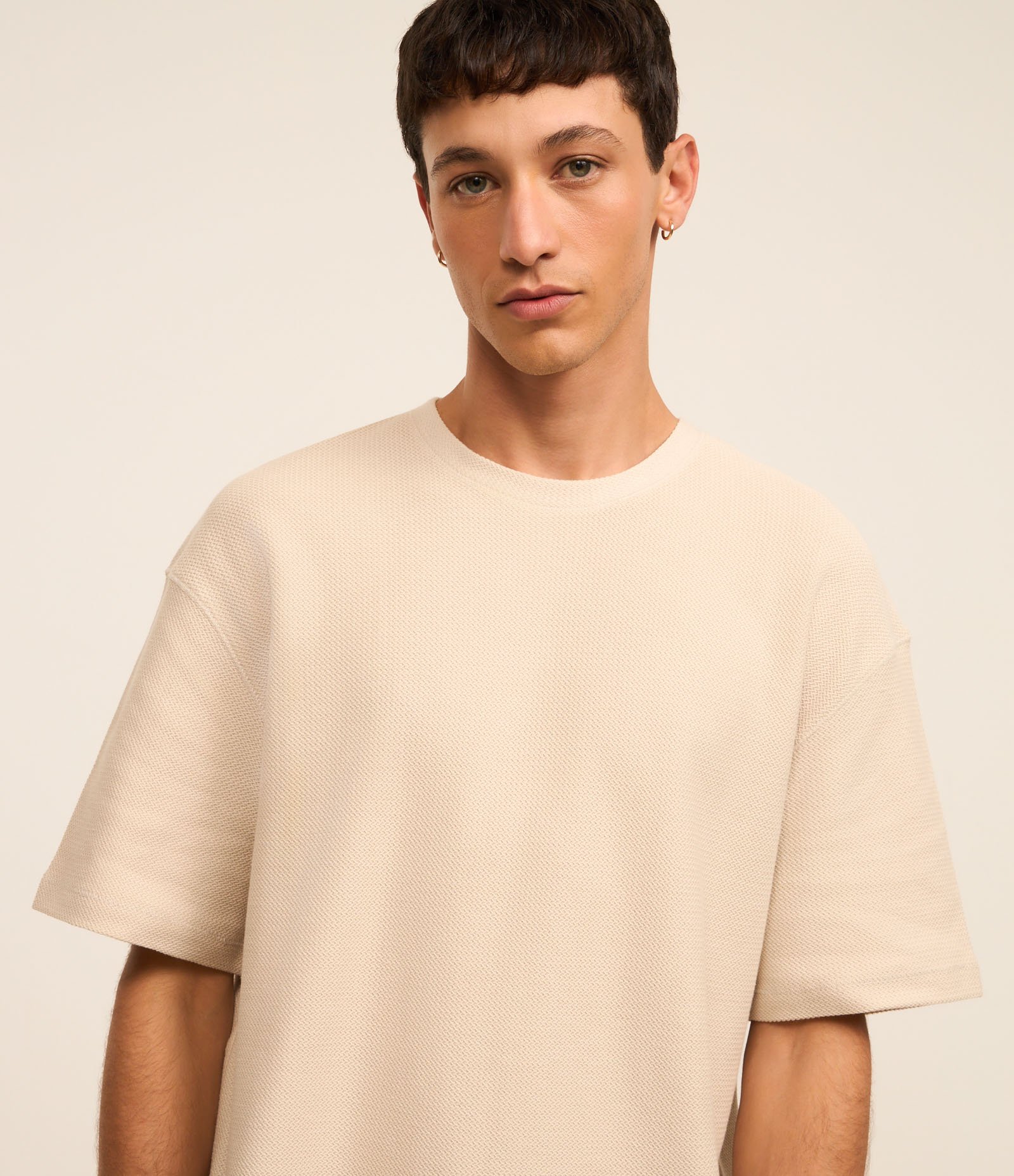 Camiseta Relaxed em Algodão com Textura Chevron Bege 3