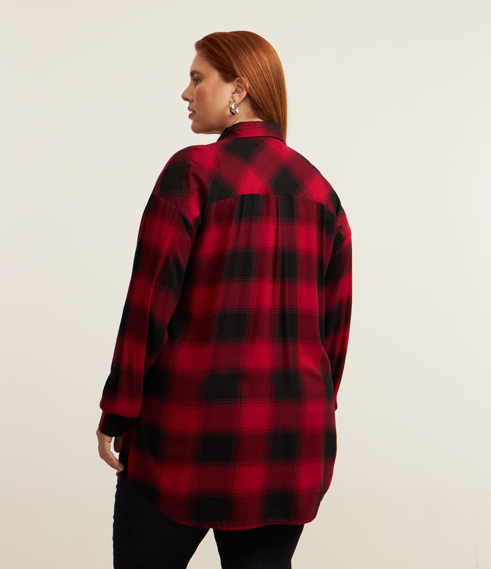 Camisa em Flanela Xadrez Curve & Plus Size Vermelho 2