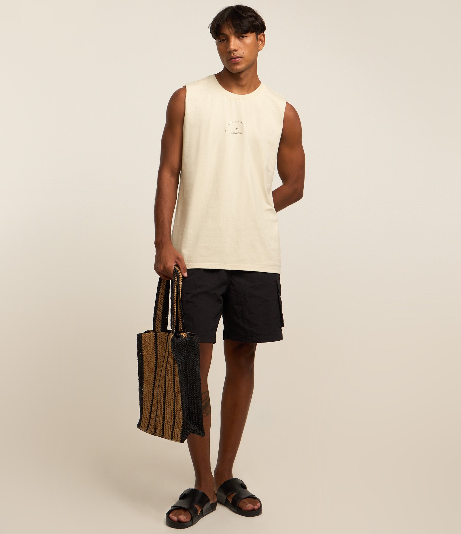 Regata Comfort em Algodão com Estampa Lettering Branco 2