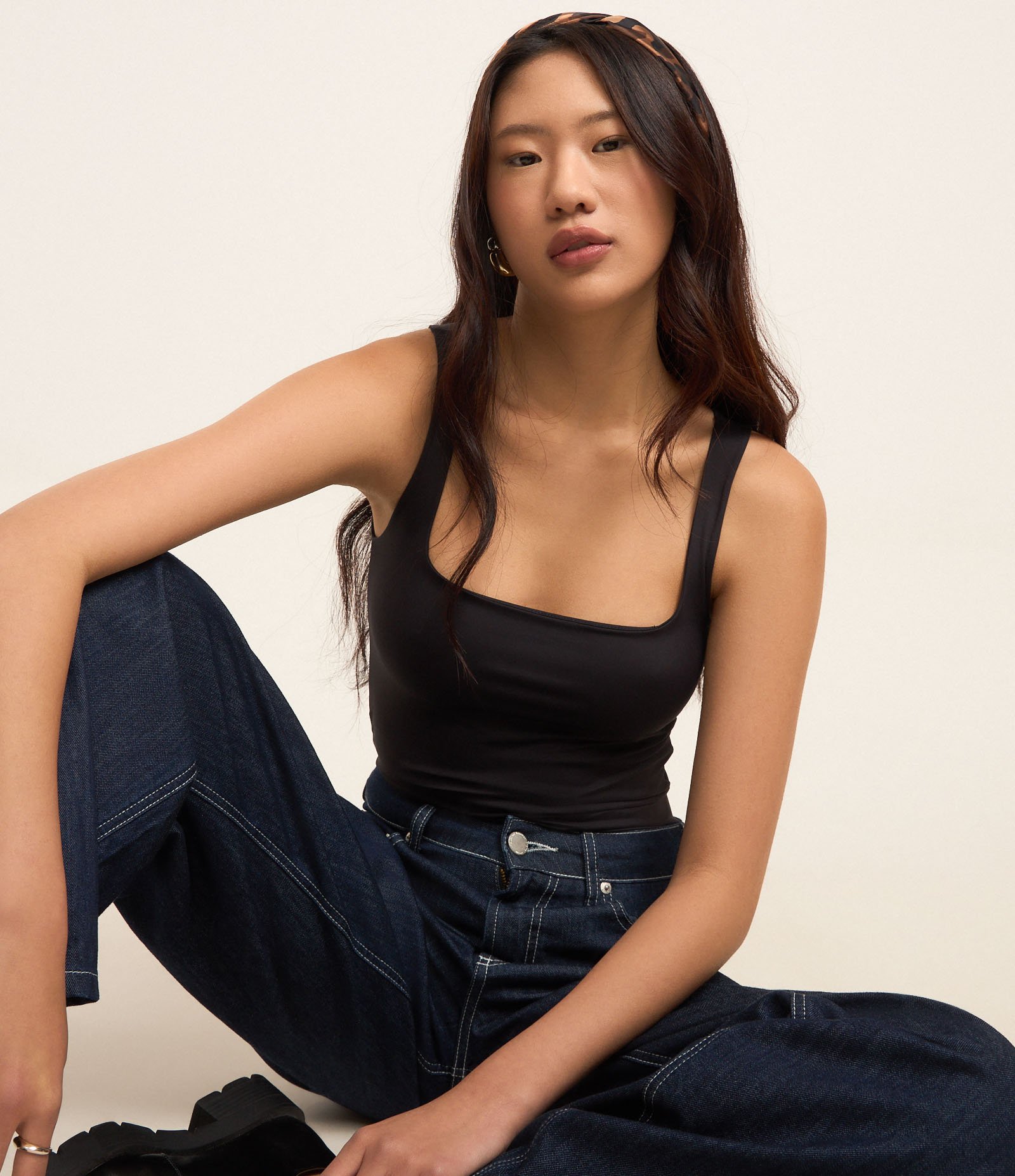 Blusa em Microfibra com Decote quadrado Preto 3