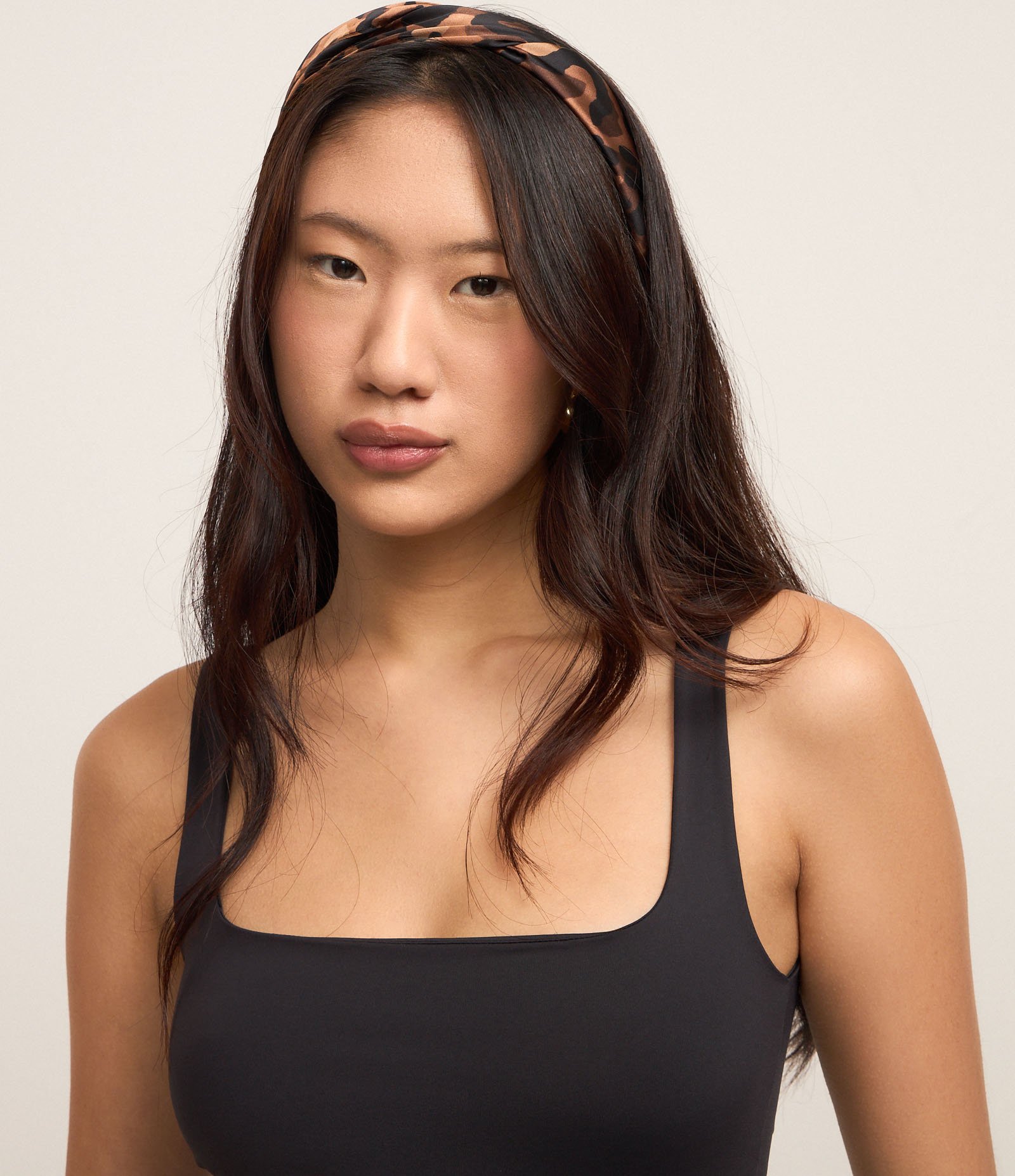 Blusa em Microfibra com Decote quadrado Preto 4