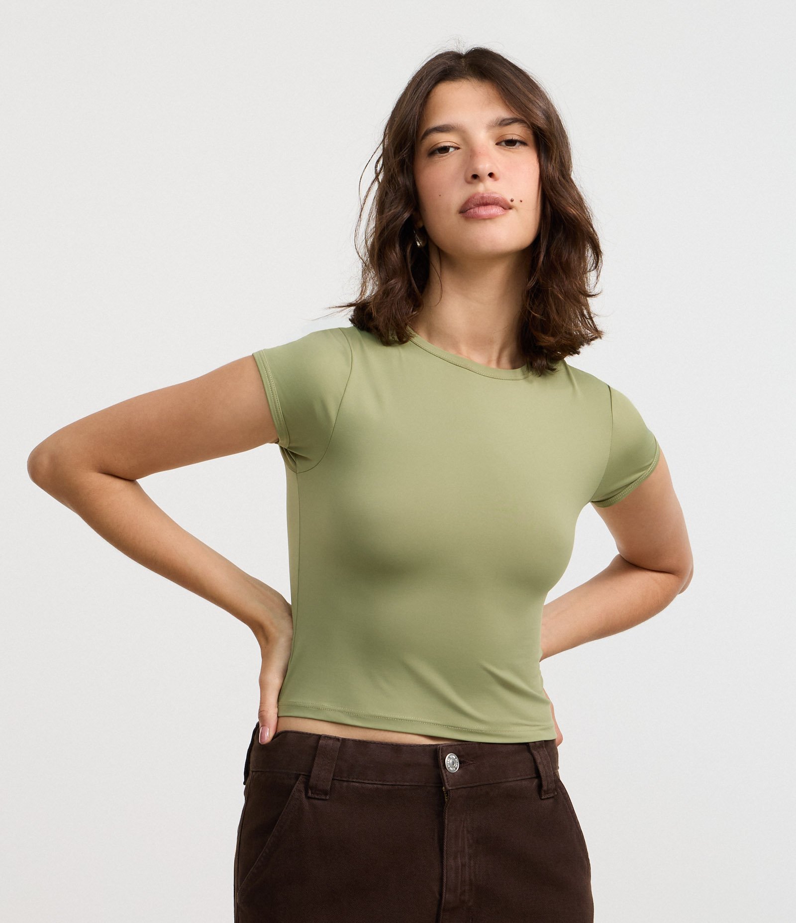 Blusa Básica em Poliamida com Manga Curta Verde 4
