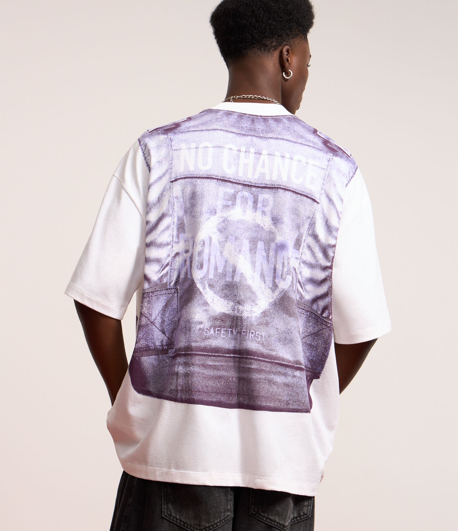 Camiseta Oversized com Estampa de Colete em Malhão Branco 2