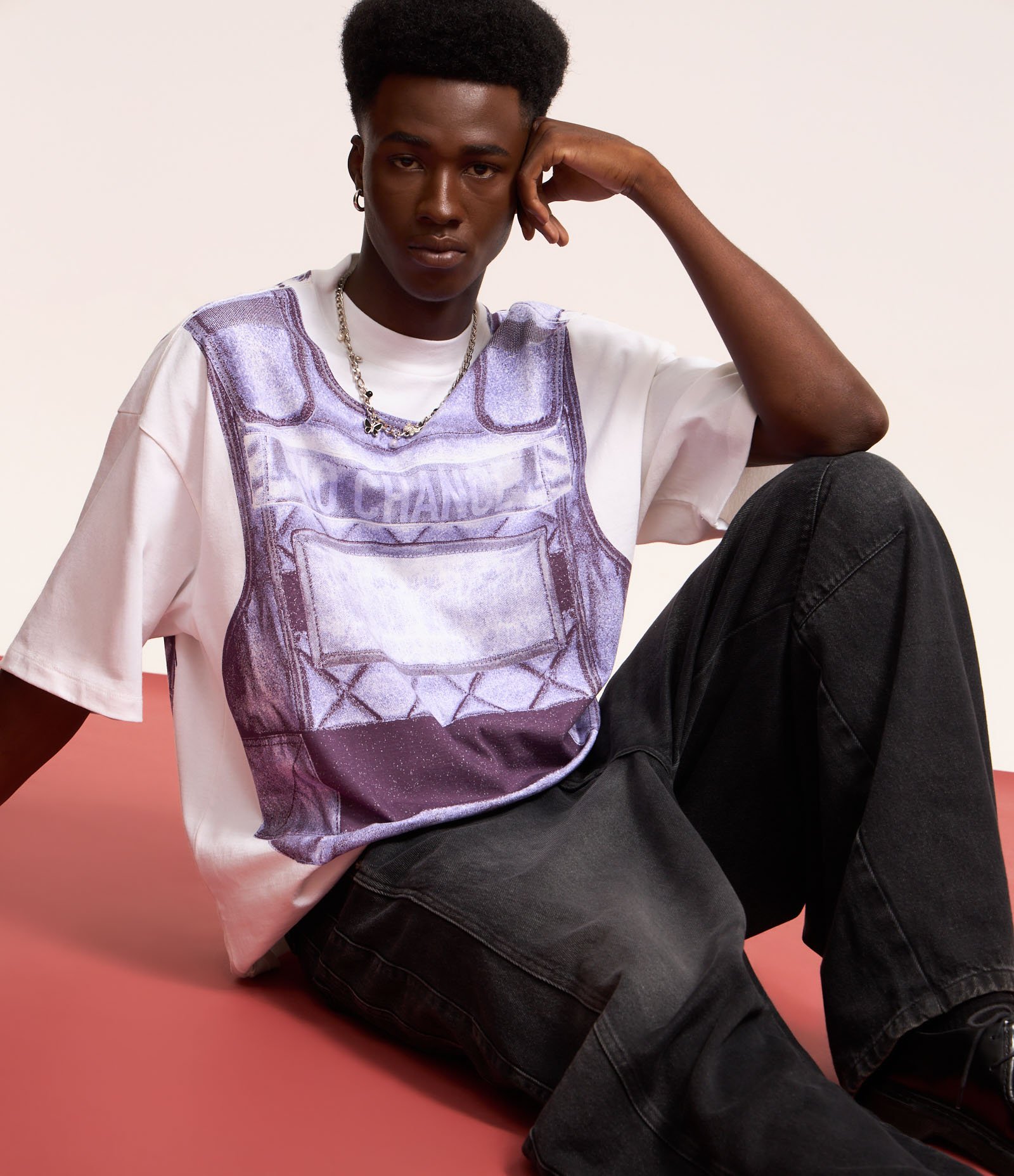 Camiseta Oversized com Estampa de Colete em Malhão Branco 3