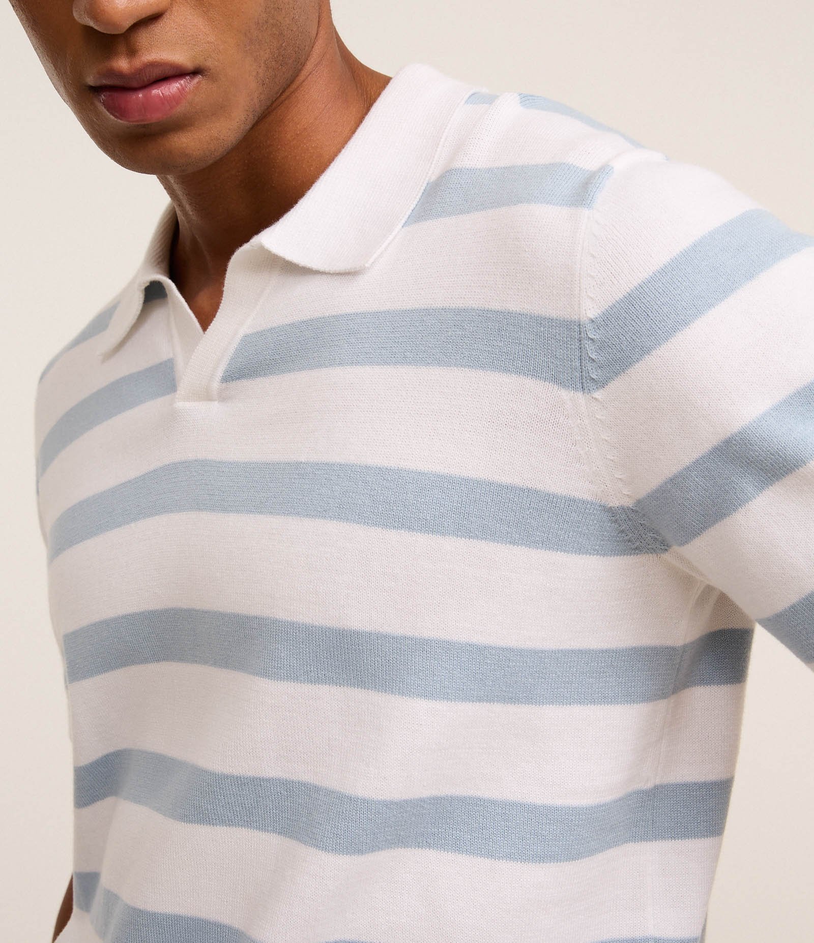 Camisa Regular com Gola Polo Listrada Azul 3