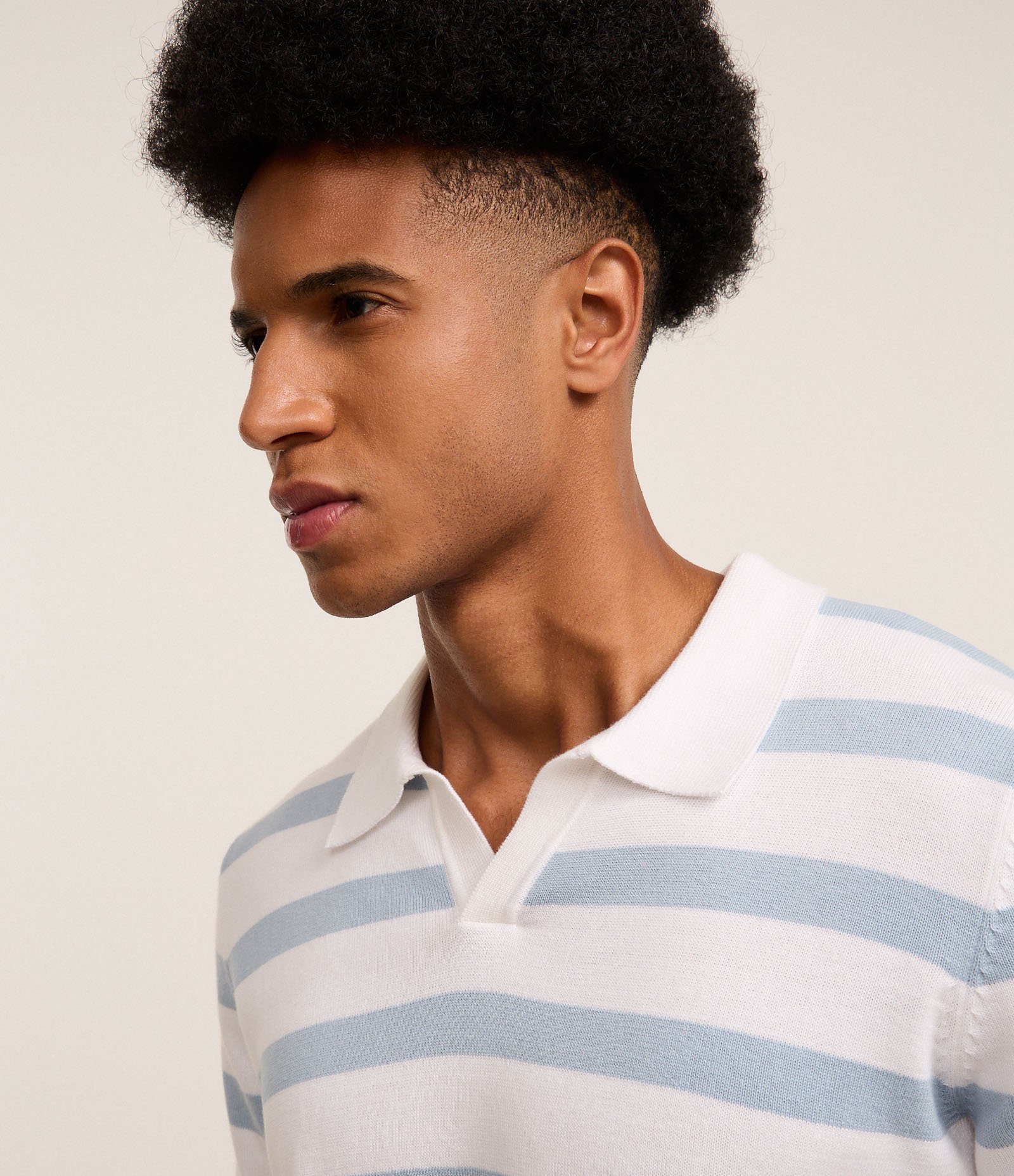 Camisa Regular com Gola Polo Listrada Azul 4