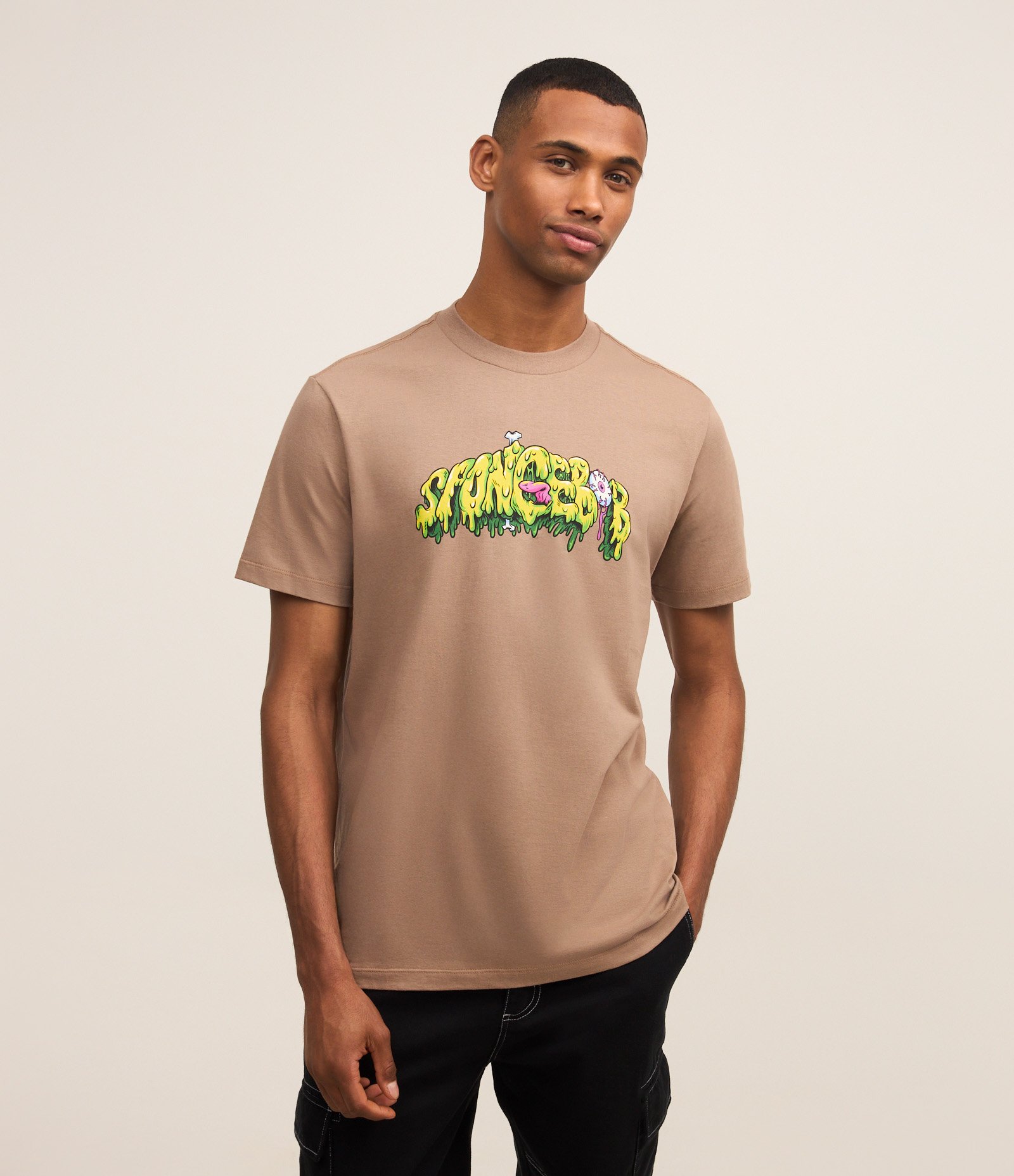 Camiseta Comfort com Estampa Bob Esponja Bege 1