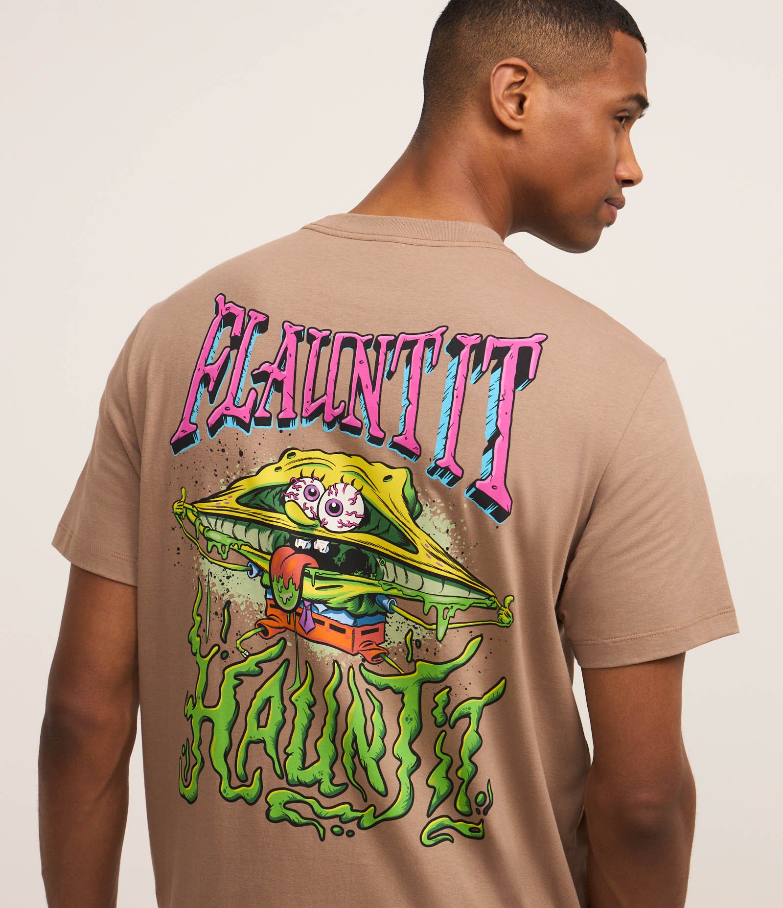 Camiseta Comfort com Estampa Bob Esponja Bege 2