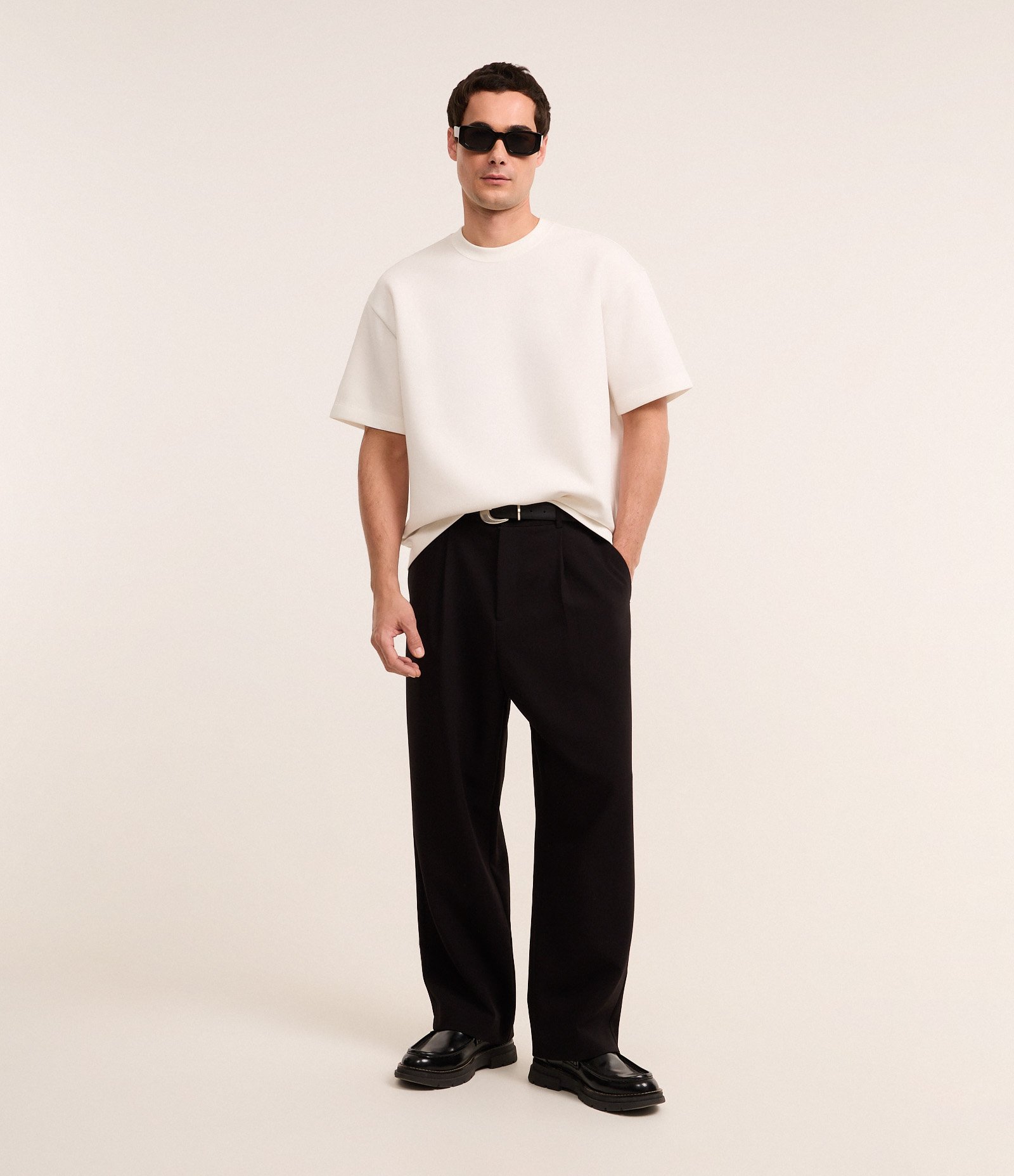 Camiseta Boxy Tech em Malha Pesada Off White 2