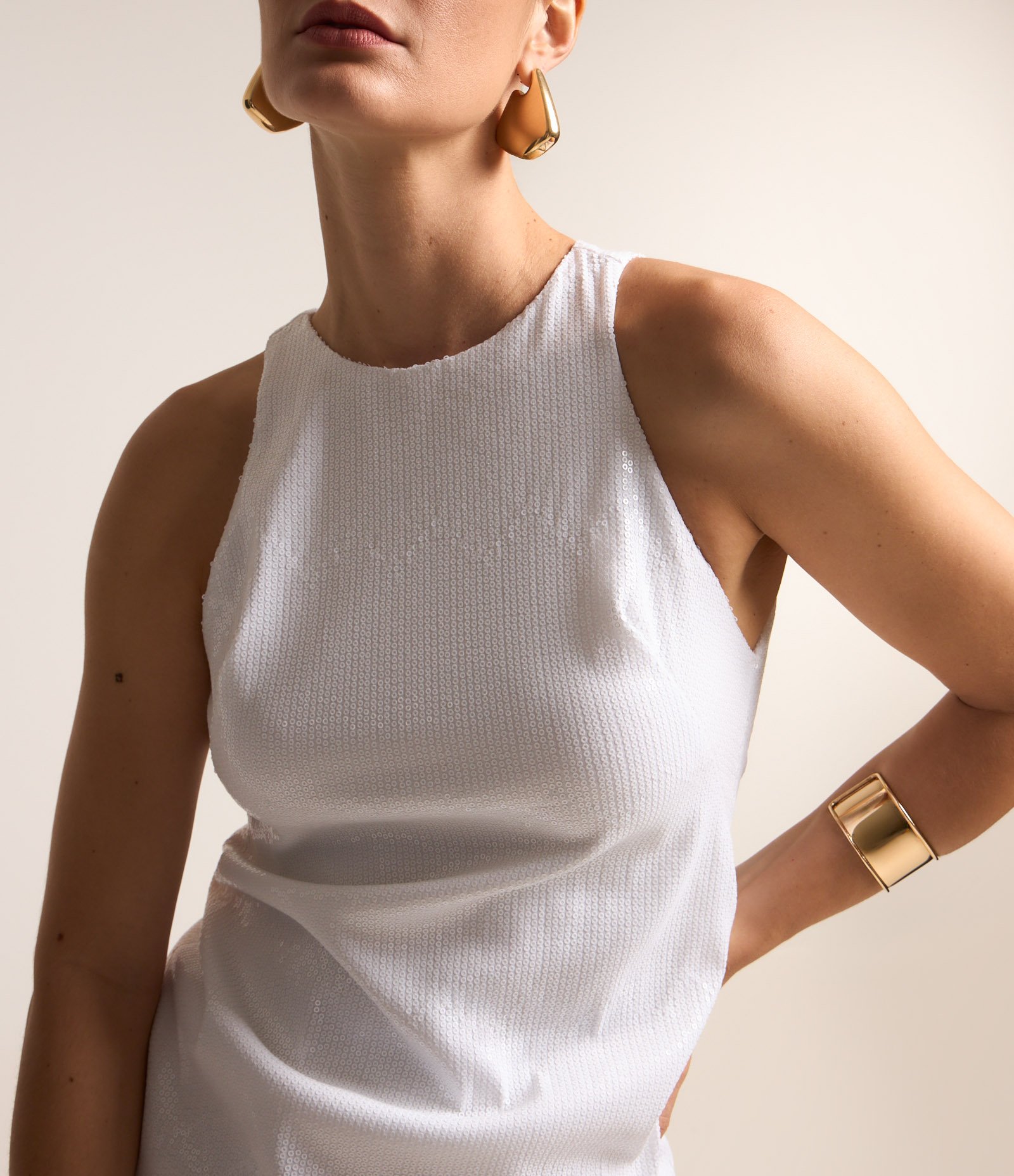 Vestido Longo em Paetê com Costas Abertas Branco 5