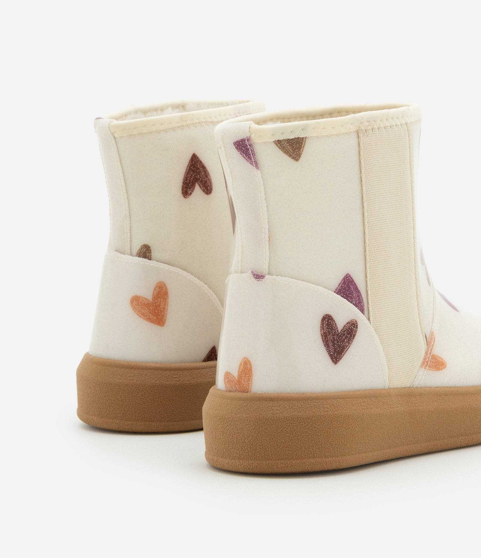 Bota Infantil com Forro Peludinho e Estampa Corações - Tam 28 a 36 Bege 2