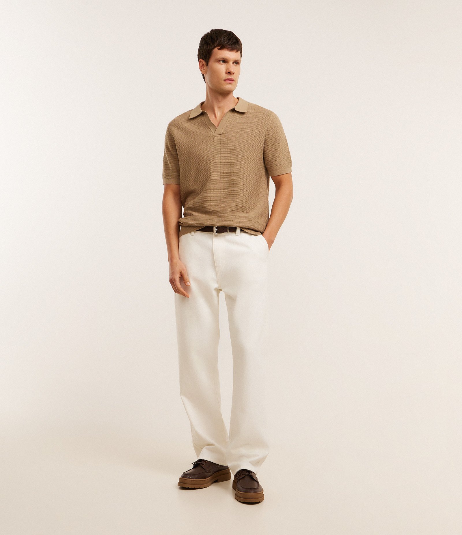 Camisa Polo Regular em Tricô com Textura Marrom 2