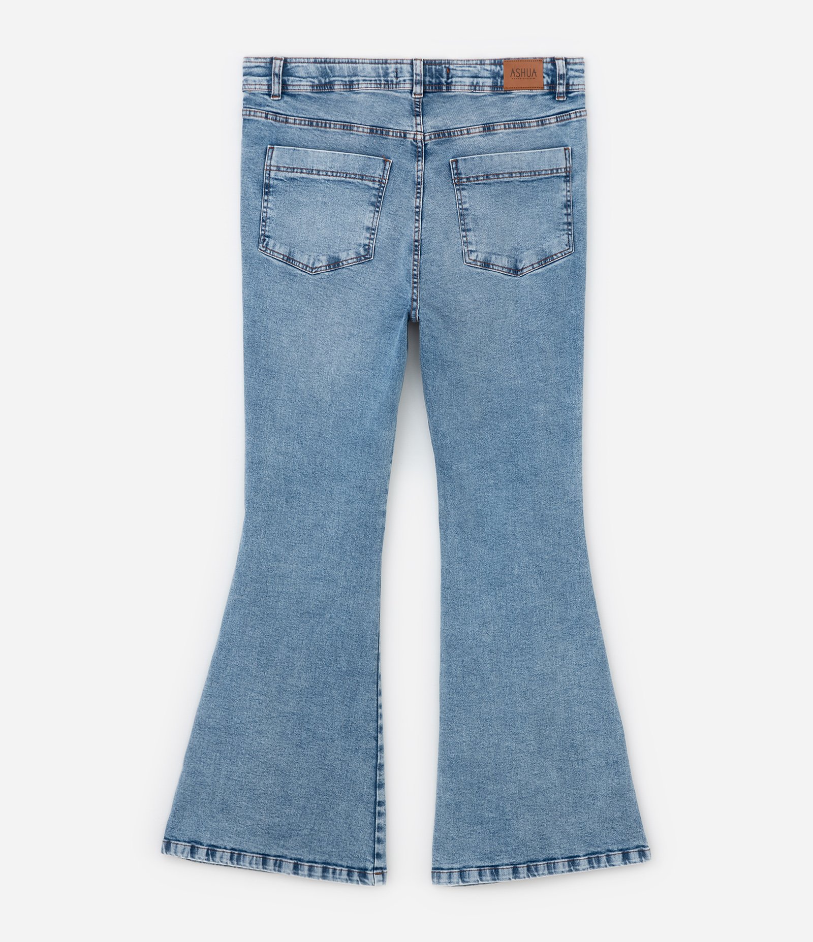 Calça Flare em Jeans com Elastano Curve & Plus Size Azul 7