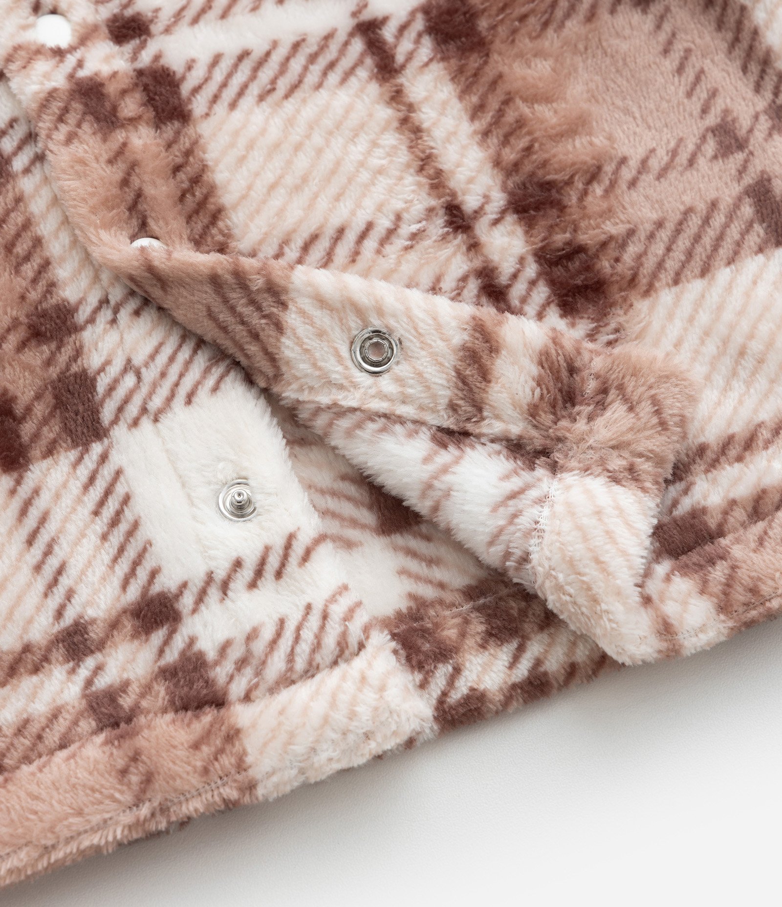 Jaqueta Infantil em Fleece com Estampa Xadrez e Bolsinhos - Tam 3 a 18 meses Marrom 4