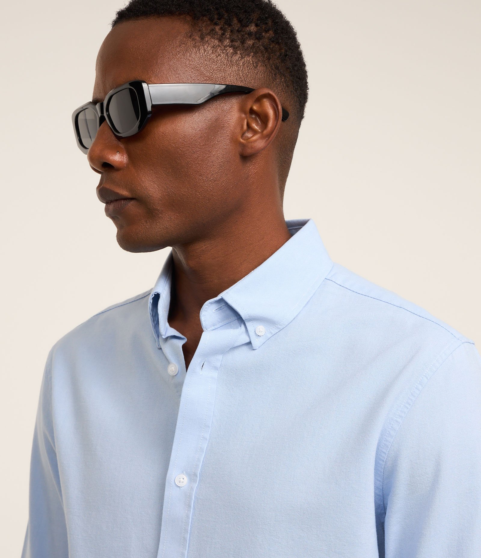 Camisa Regular Básica em Oxford Azul claro 6