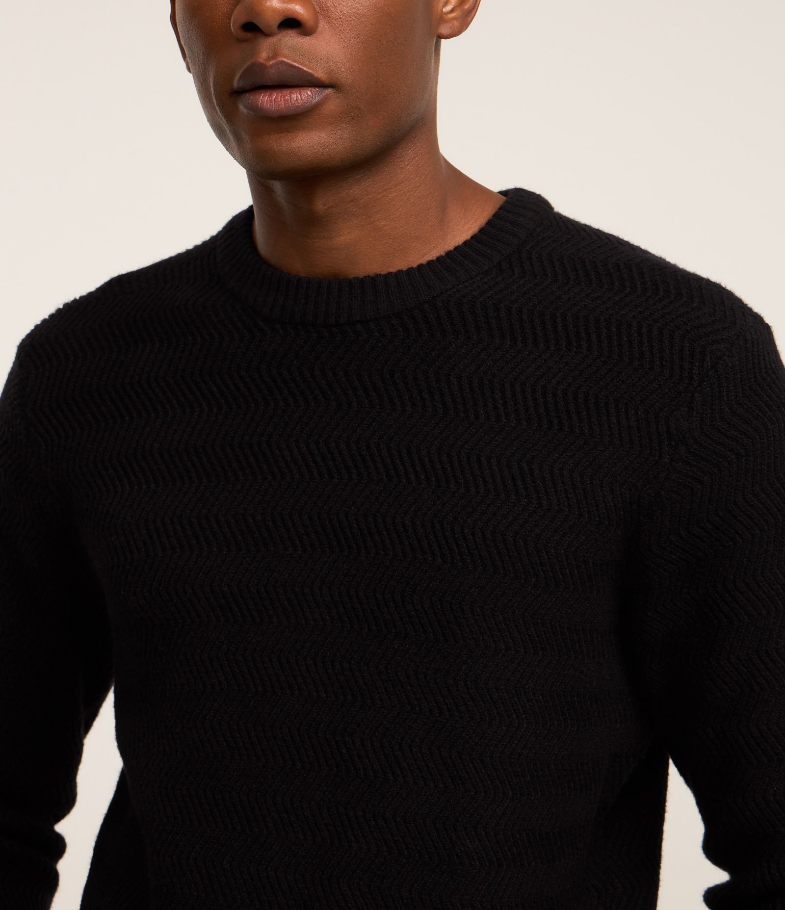 Suéter em Tricô com Textura Zig Zag Preto 6