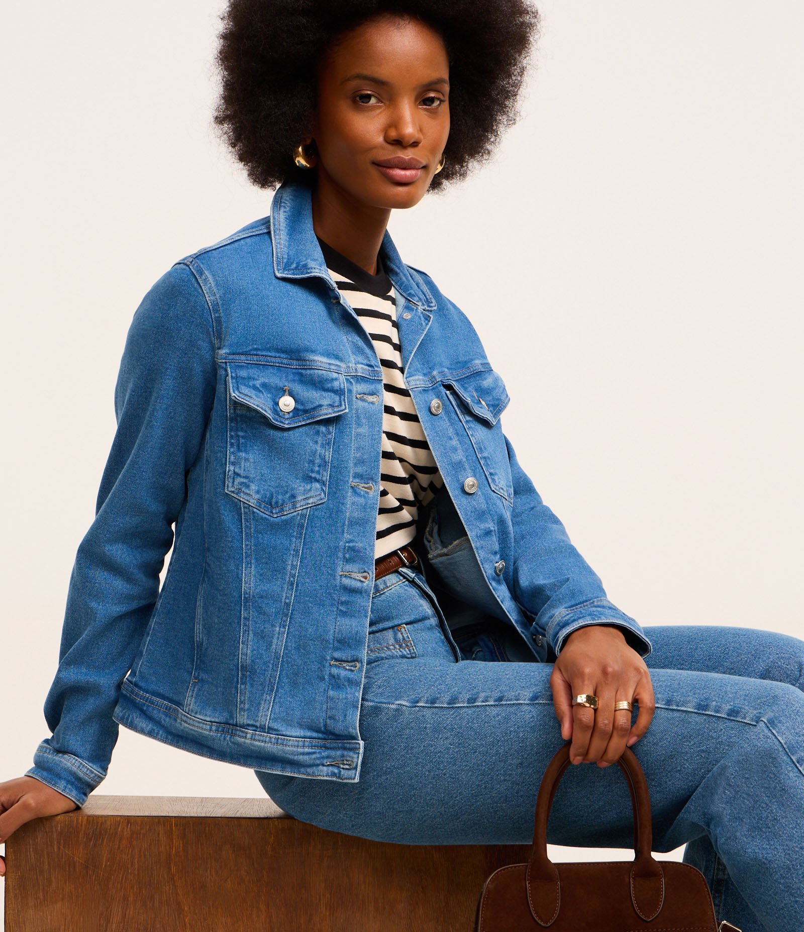 Jaqueta Trucker em Jeans com Bolsos Azul 5