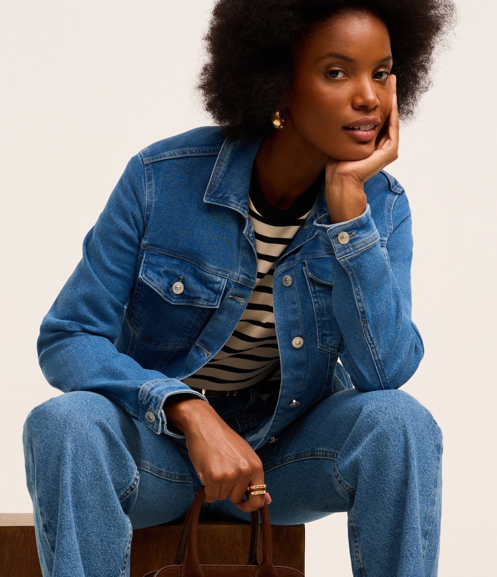 Jaqueta Trucker em Jeans com Bolsos Azul 6