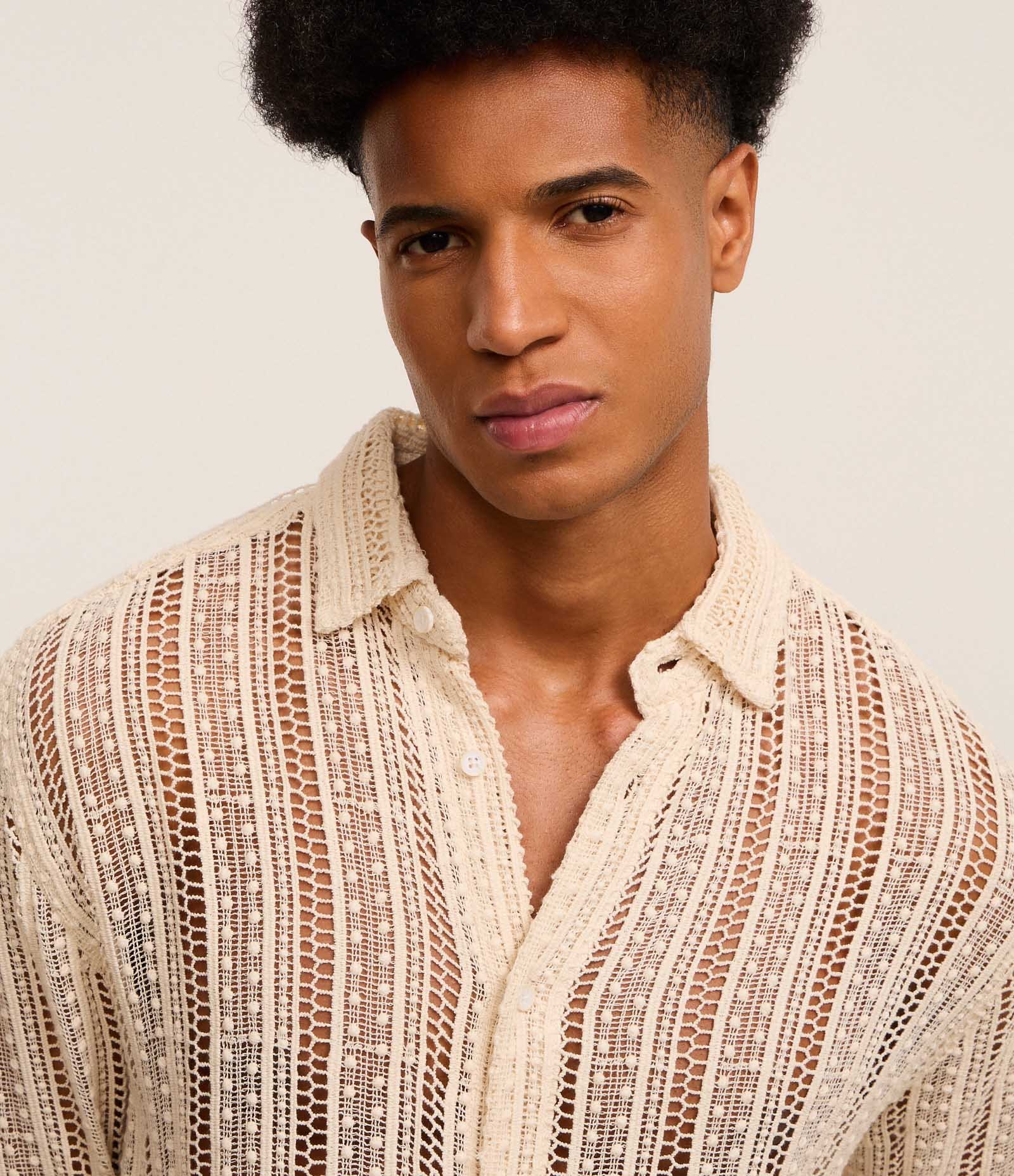 Camisa em Algodão com Textura Efeito Renda Bege 6