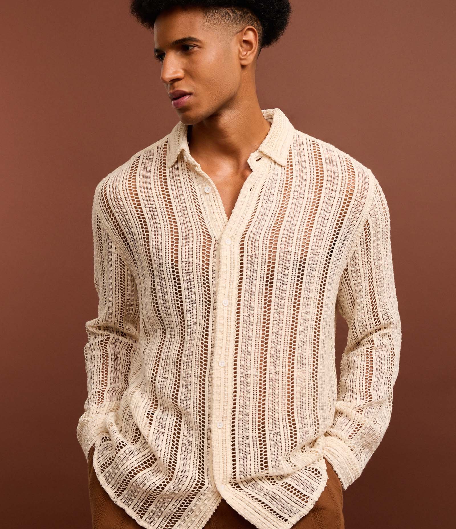 Camisa em Algodão com Textura Efeito Renda Bege 7