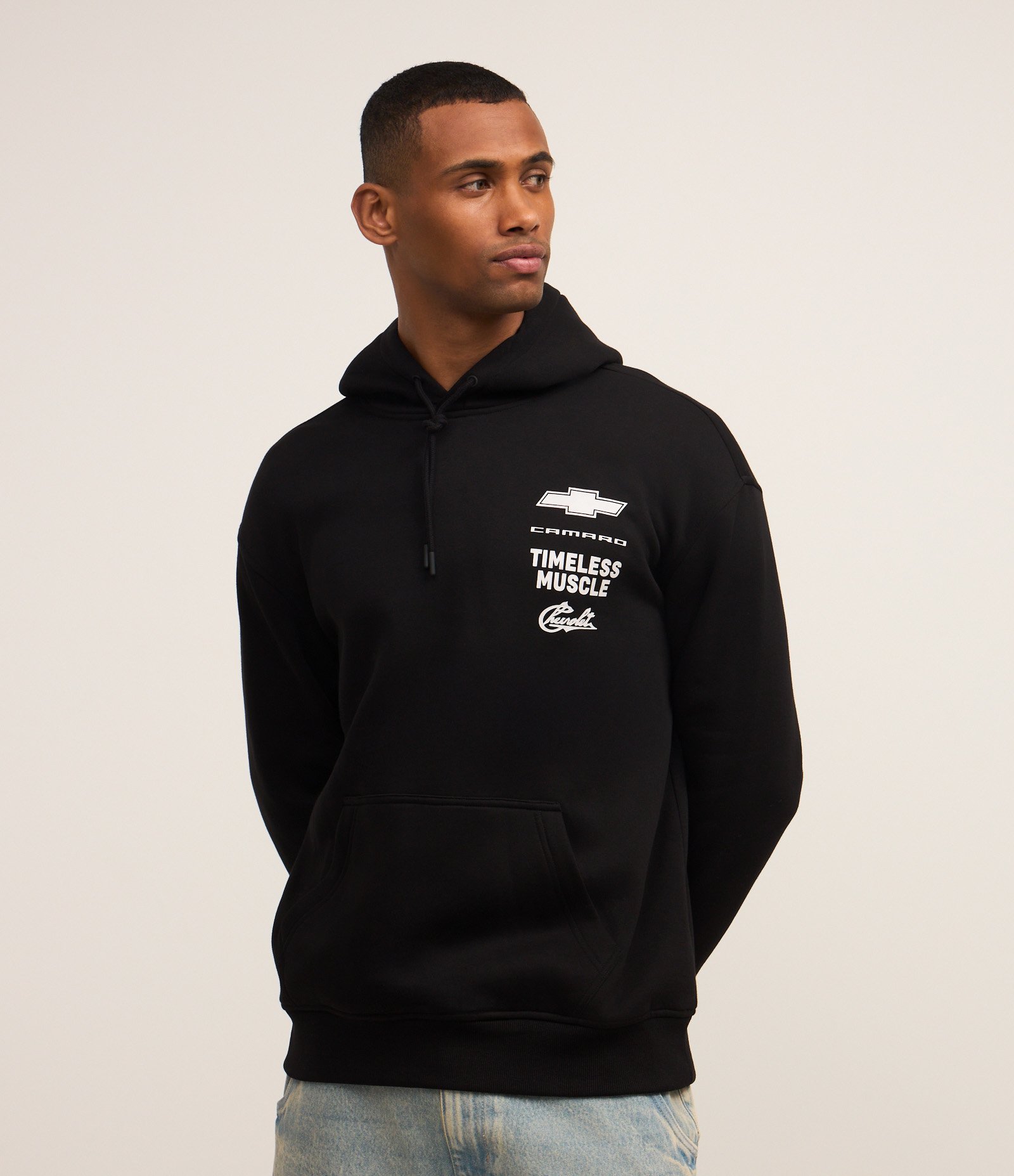 Casaco Relaxed em Fleece com Estampa de Camaro Amarelo Preto 1