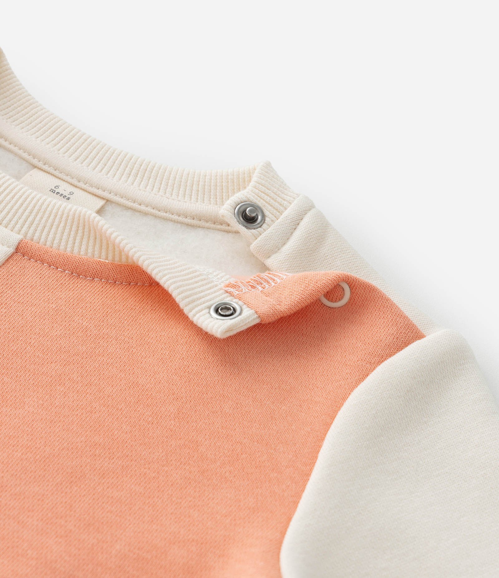 Conjunto Infantil com Recortes e Cara de Bichinhos - Tam 0 a 18 meses Bege/Laranja 10