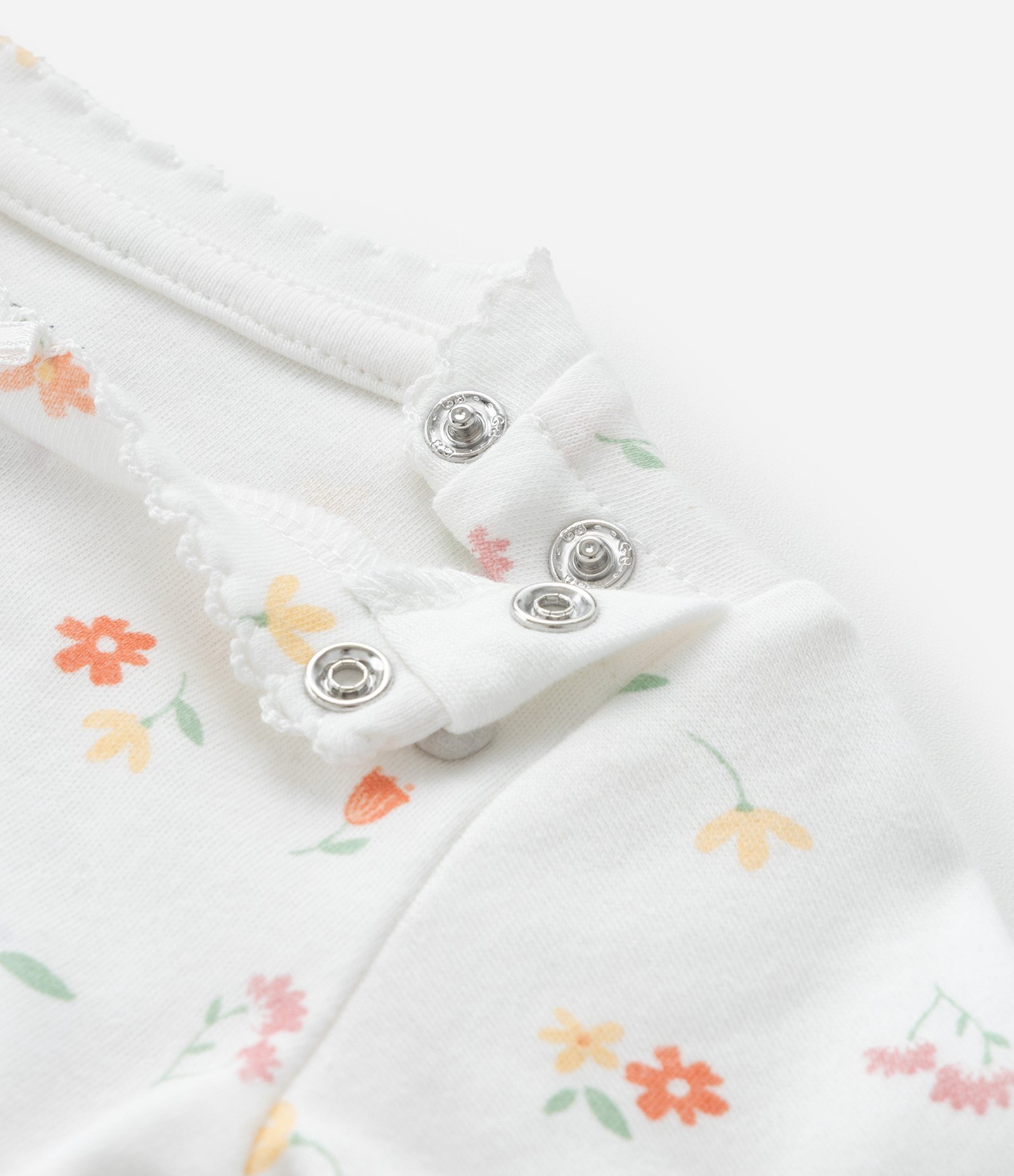 Conjunto Infantil em Suedine com Bordado Flor - Tam RN a 18 meses Branco/Verde 11