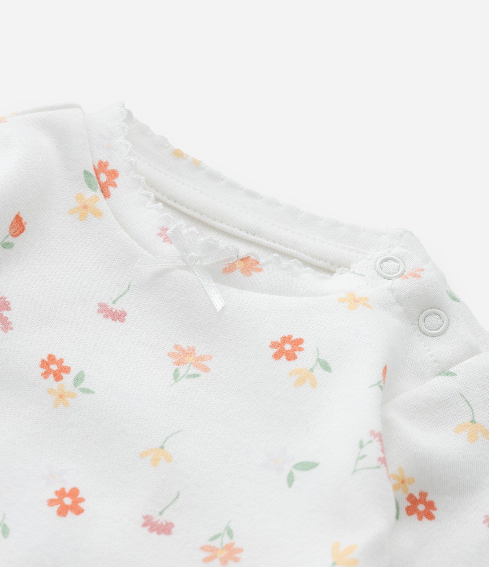 Conjunto Infantil em Suedine com Bordado Flor - Tam RN a 18 meses Branco/Verde 12
