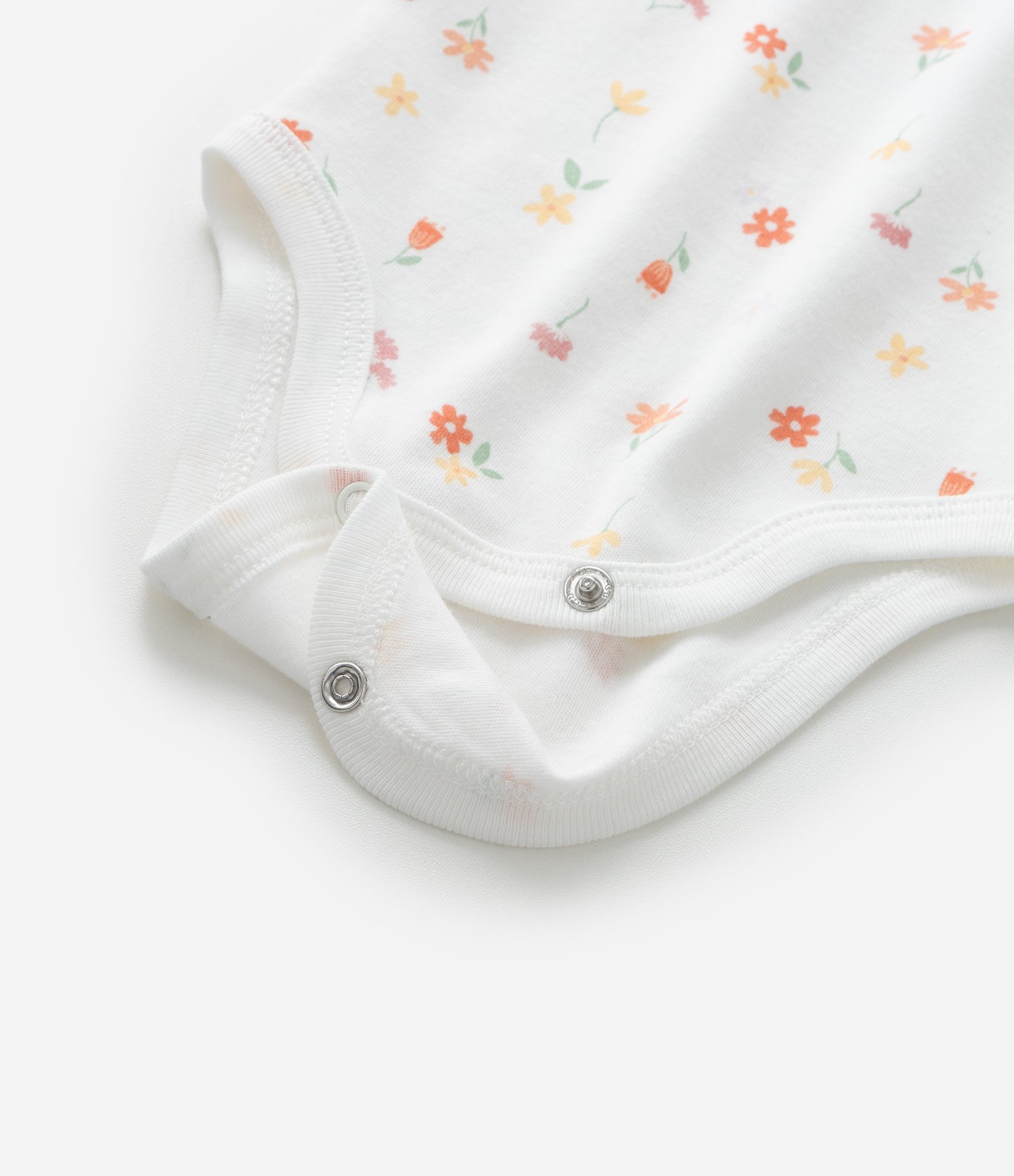 Conjunto Infantil em Suedine com Bordado Flor - Tam RN a 18 meses Branco/Verde 13