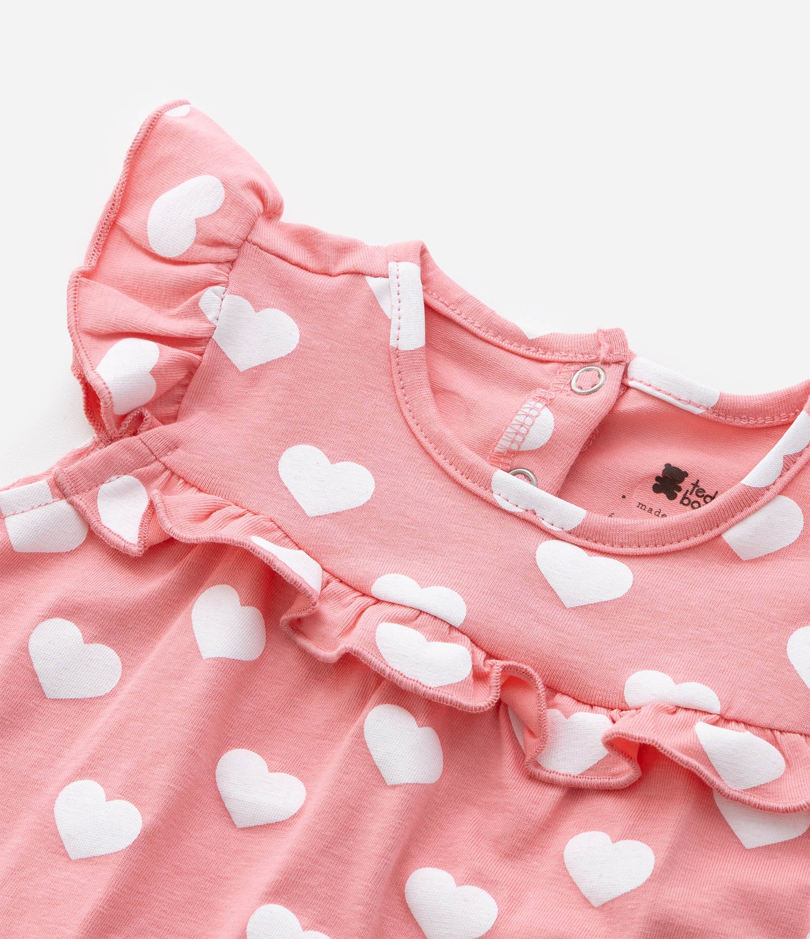 Conjunto Infantil com Bolsos e Estampa Corações - Tam 0 a 18 meses Rosa 13