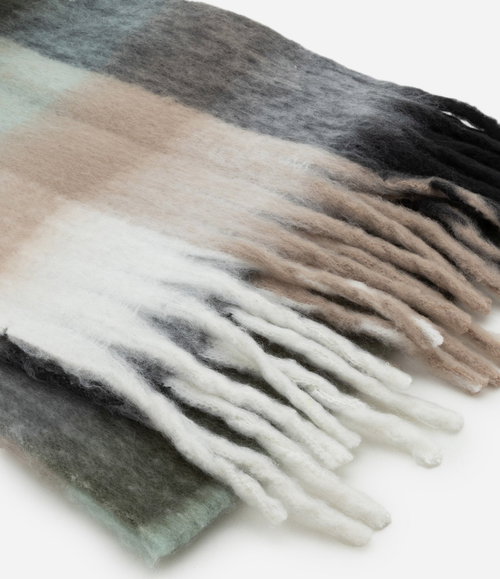 Cachecol em Tricô com Estampa Quadriculada Verde 3