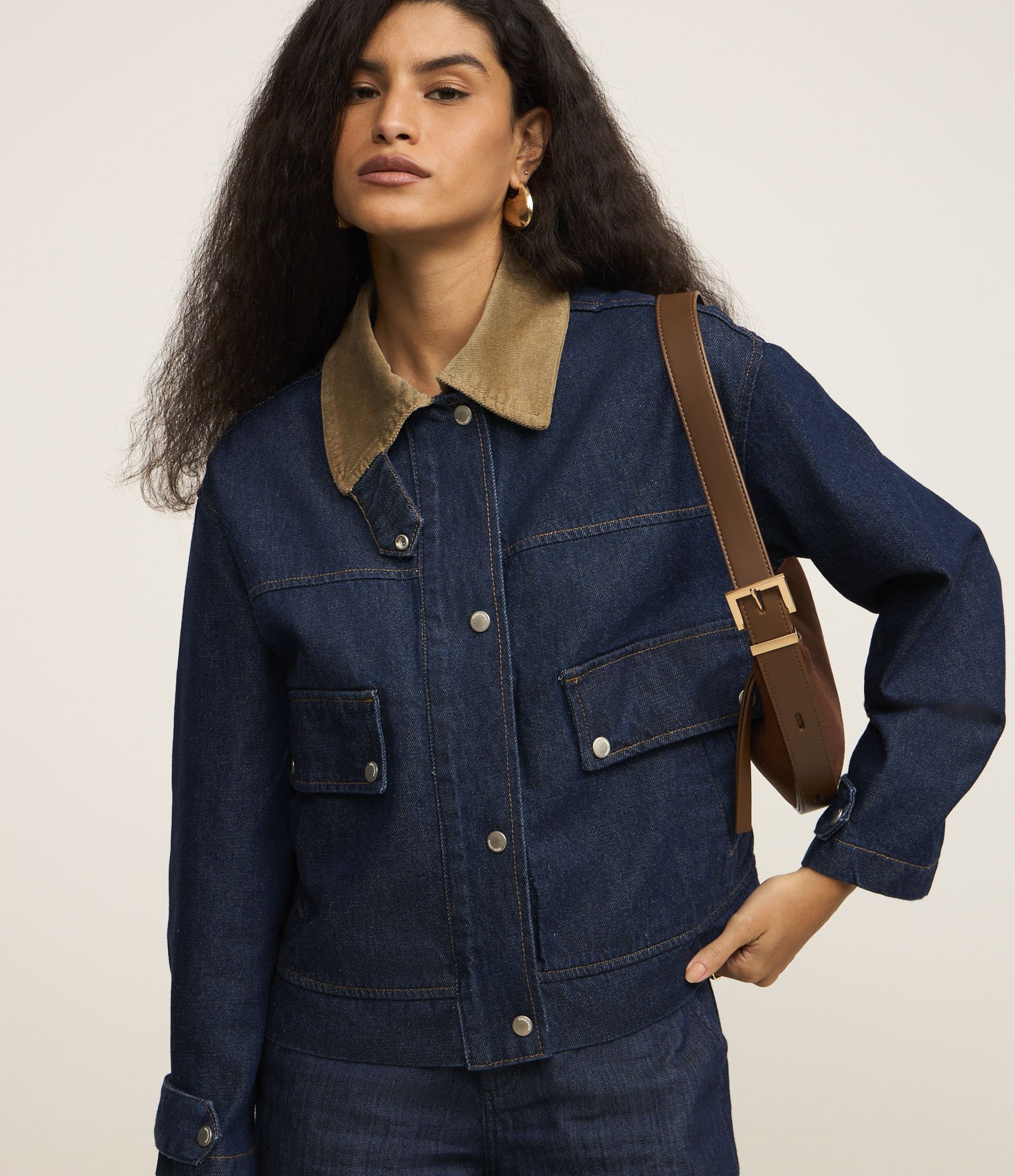 Jaqueta Trucker em Jeans com Gola Contrastante Azul 1