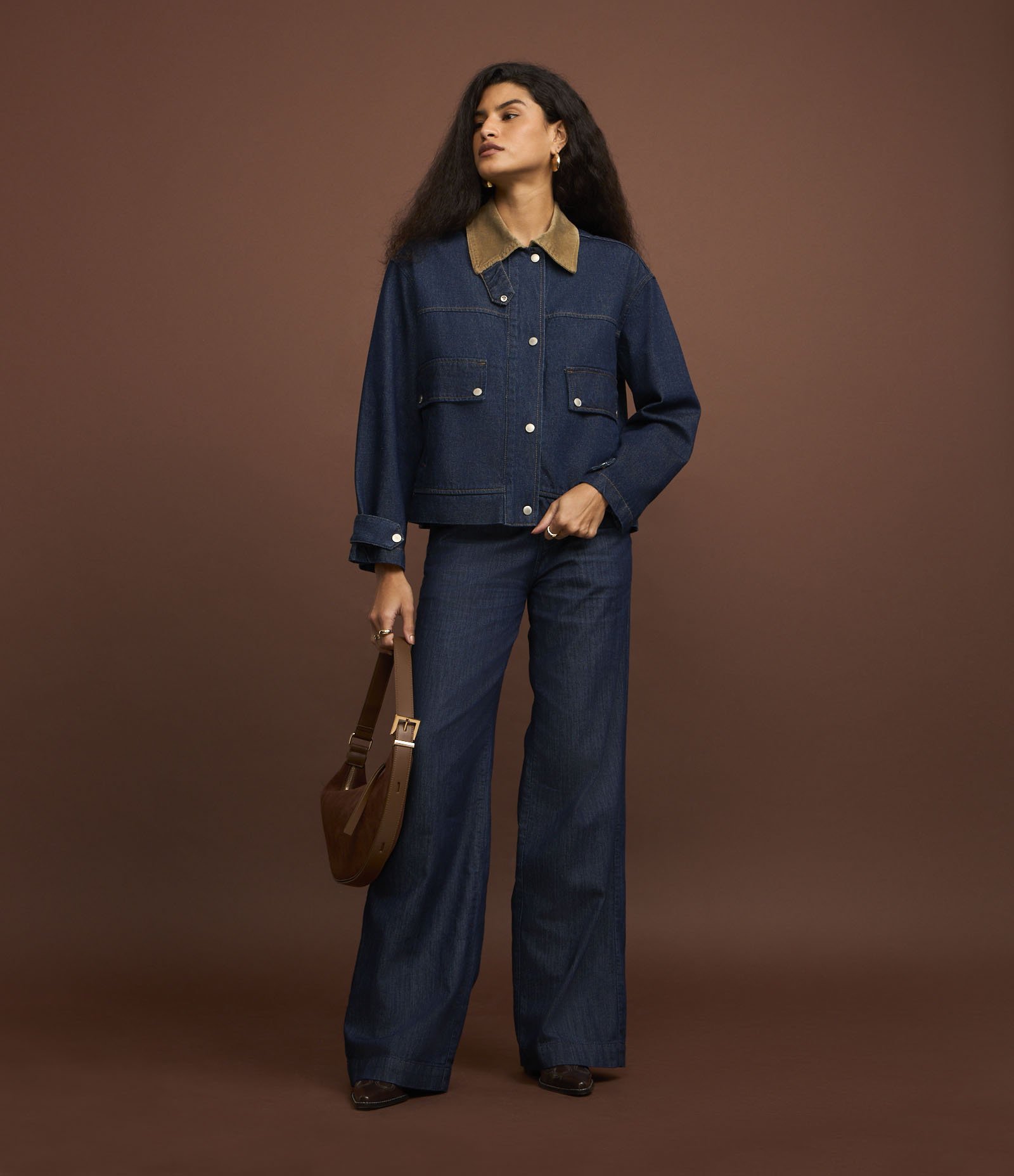 Jaqueta Trucker em Jeans com Gola Contrastante Azul 2