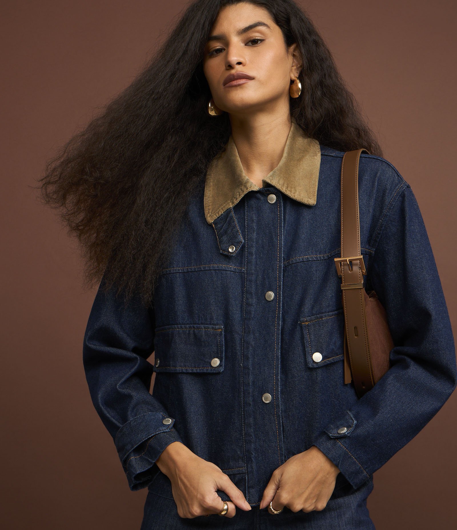 Jaqueta Trucker em Jeans com Gola Contrastante Azul 6