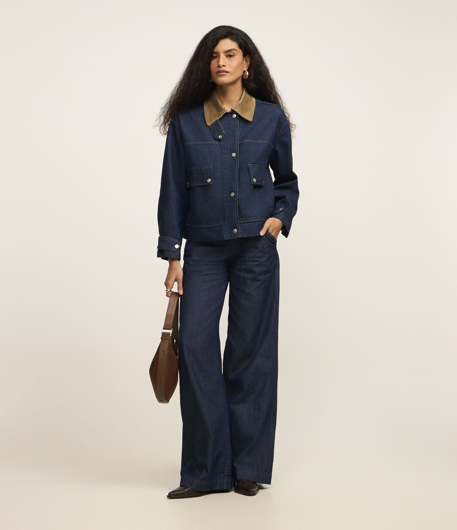 Jaqueta Trucker em Jeans com Gola Contrastante Azul 7