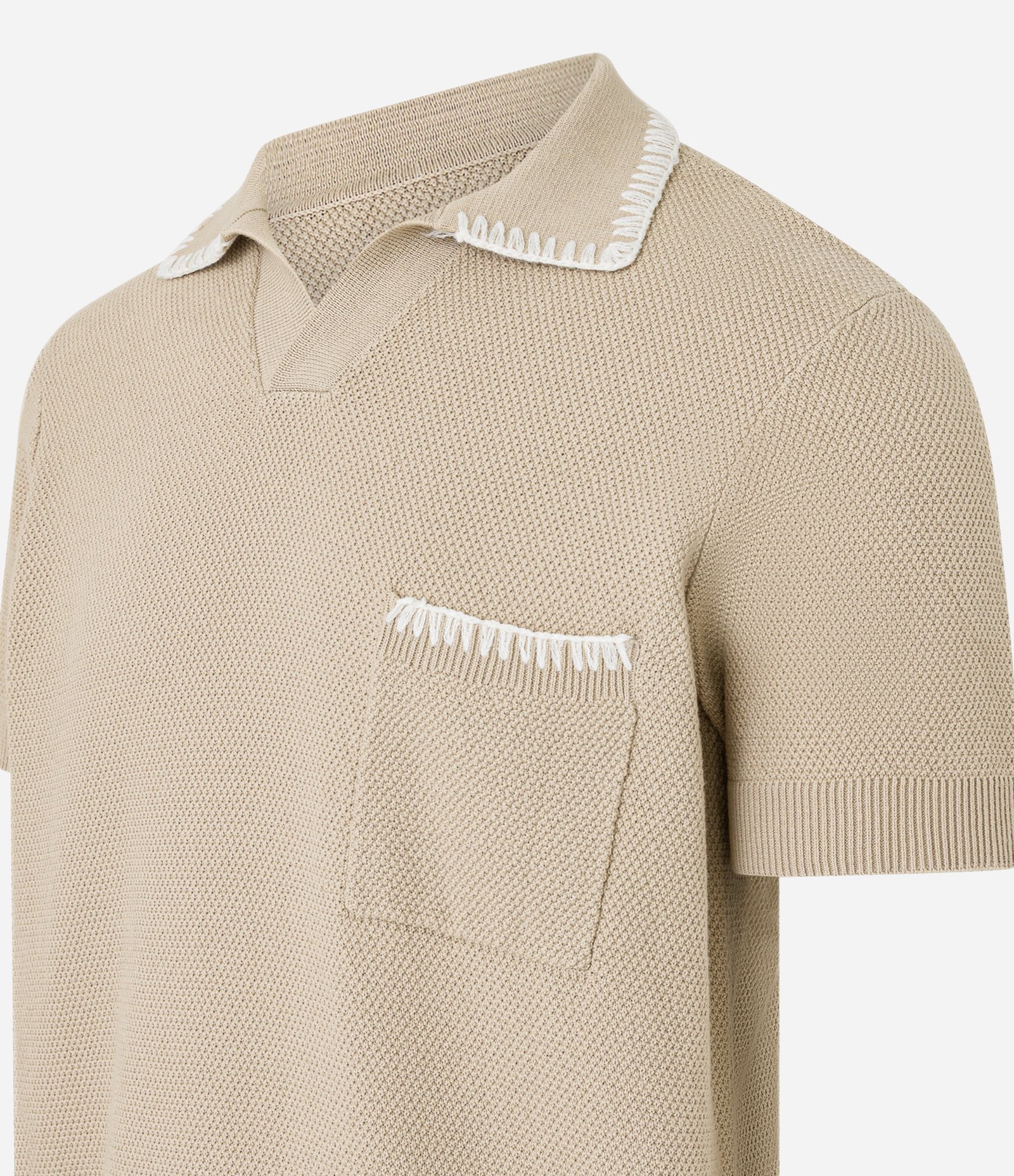 Camisa Comfort em Algodão com Gola Polo e Bolso com Detalhes Bordados Texturizada Bege 7