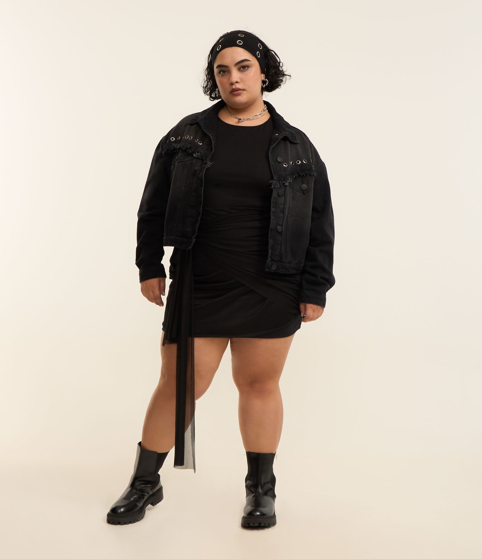 Vestido Body em Tule com Amarração Curve & Plus Size Preto 2