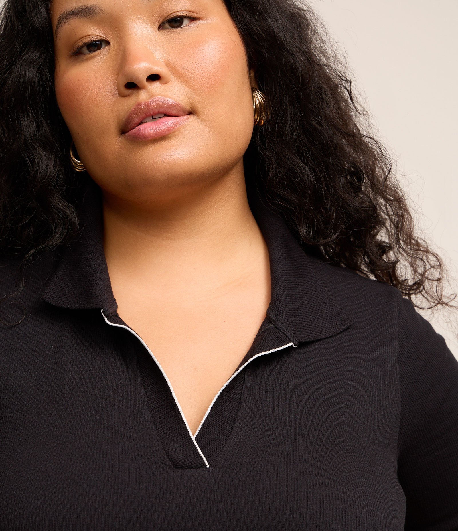 Camiseta em Ribana com Gola Polo Curve & Plus Size Preto 3