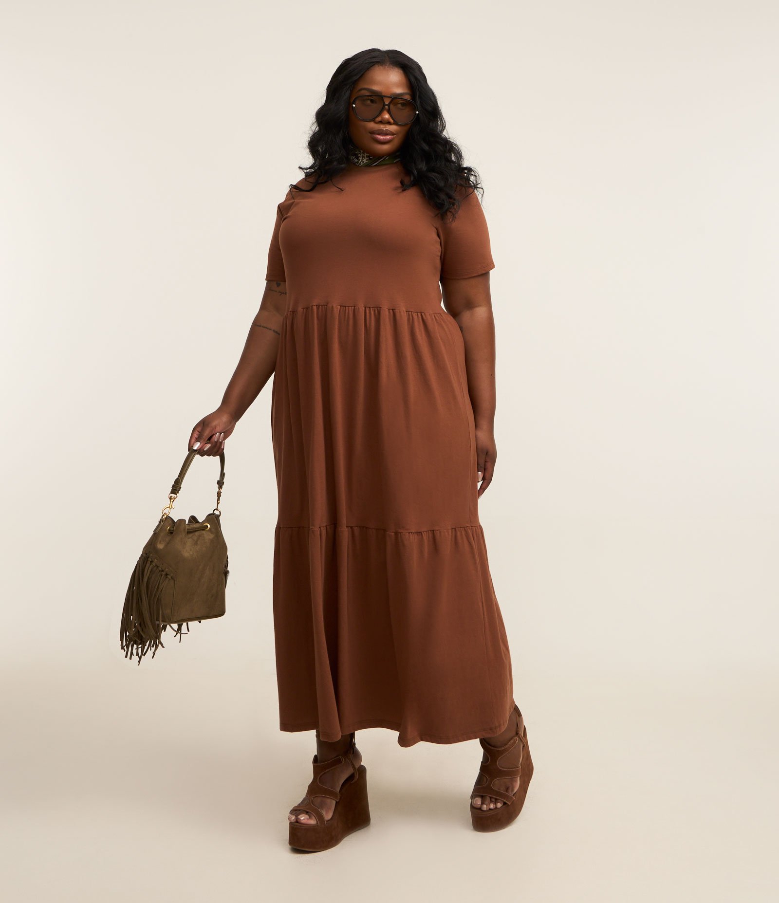 Vestido Midi em Algodão com Babados Curve & Plus Size Marrom 1