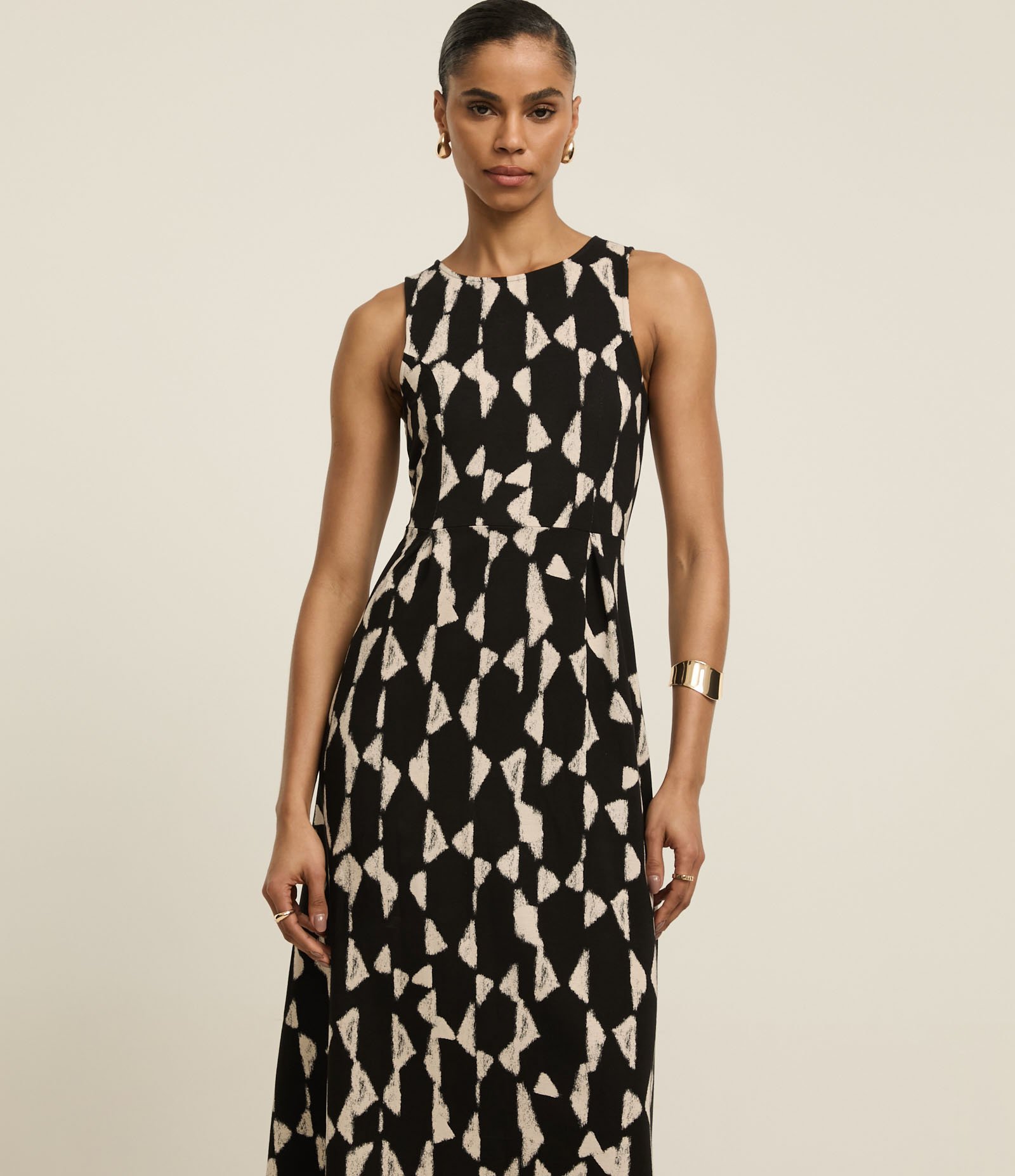 Vestido Midi em Malha de Piquet com Estampa Abstrata Preto/ Branco 1