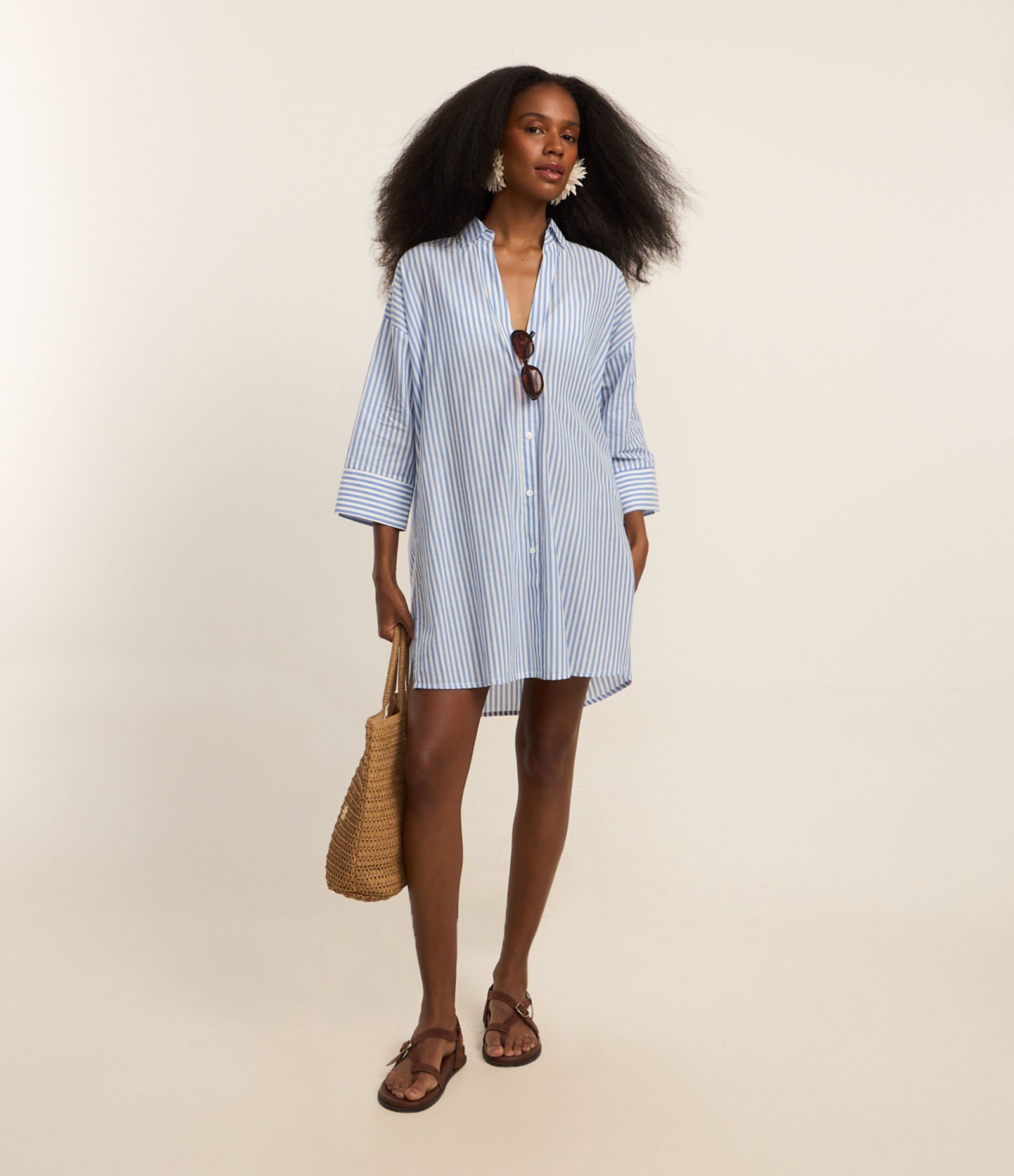 Saída de Praia Camisa em Voal Listrado Azul 2