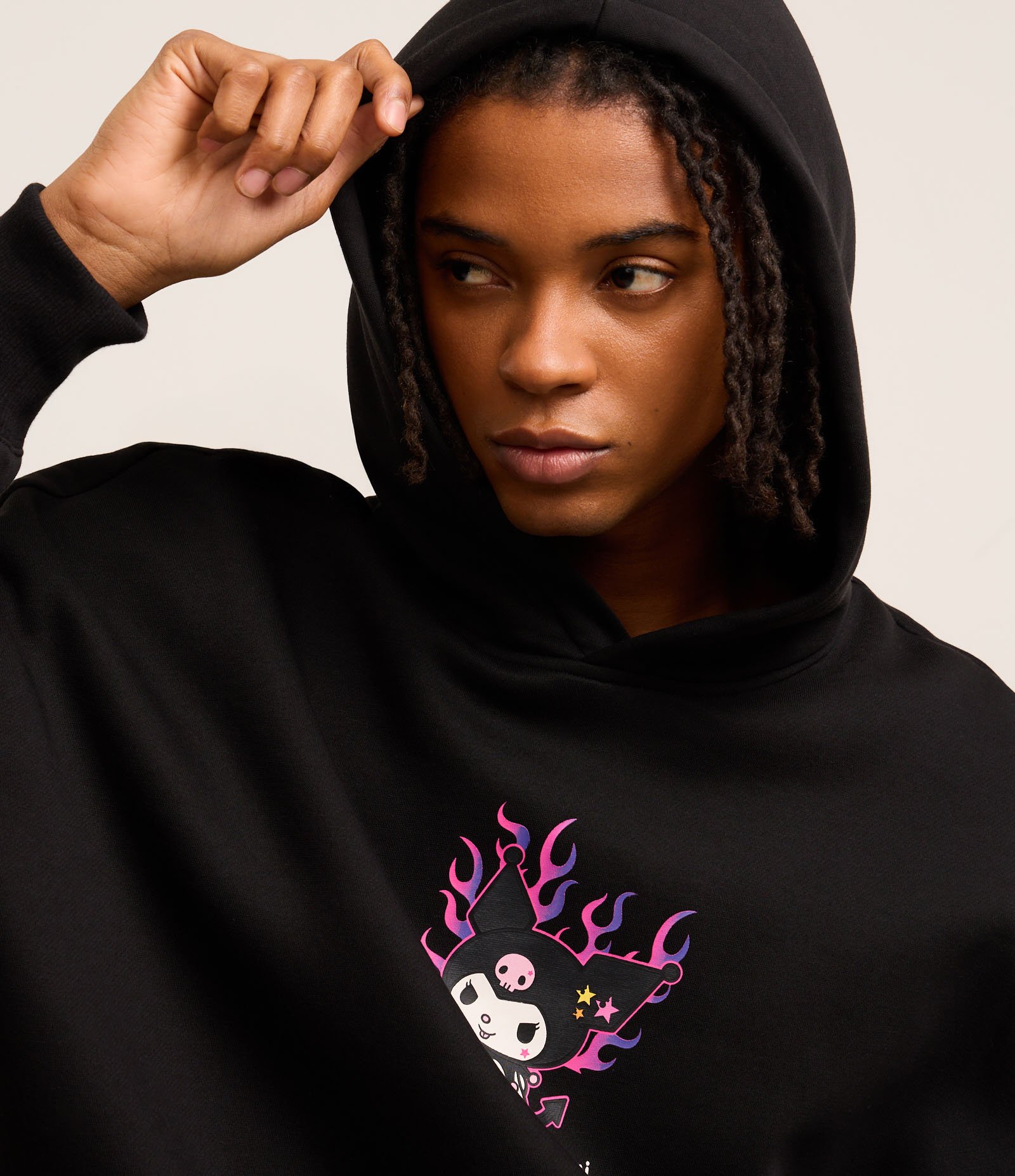 Casaco Boxy em Fleece com Felpa com Estampa Kuromi Preto 4