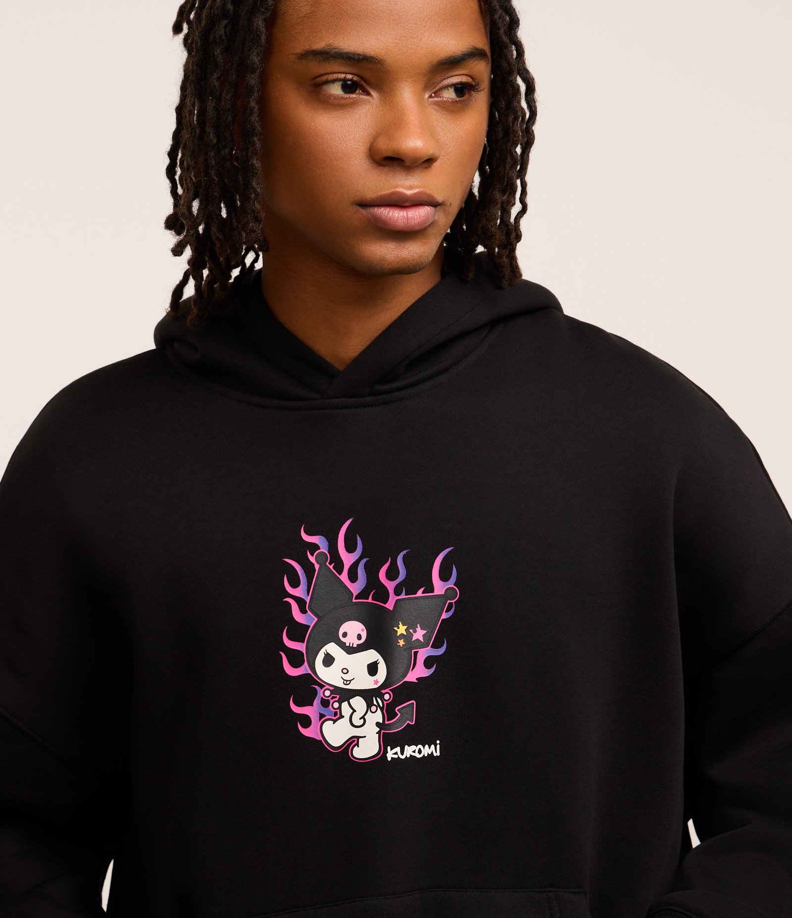 Casaco Boxy em Fleece com Felpa com Estampa Kuromi Preto 6