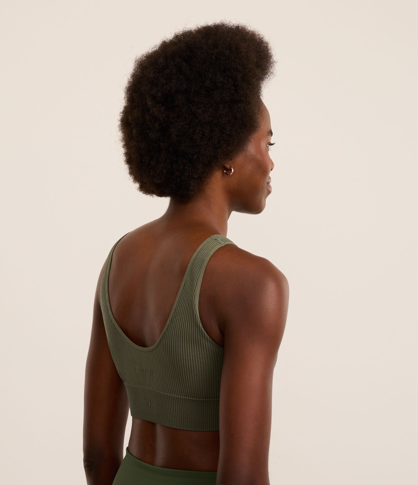 Top Bojo Esportivo Seamless com Alças Largas Verde 4