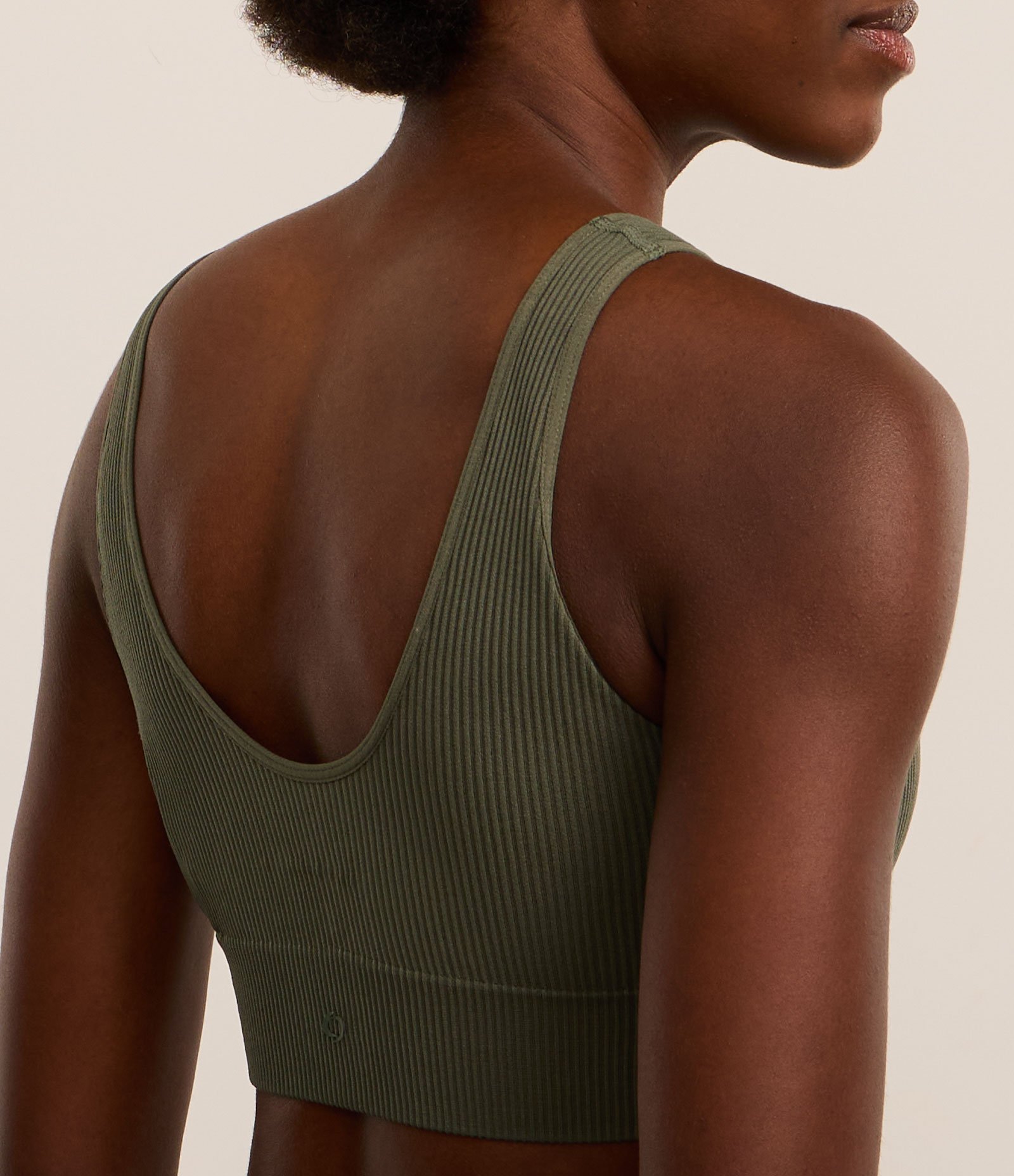 Top Bojo Esportivo Seamless com Alças Largas Verde 5