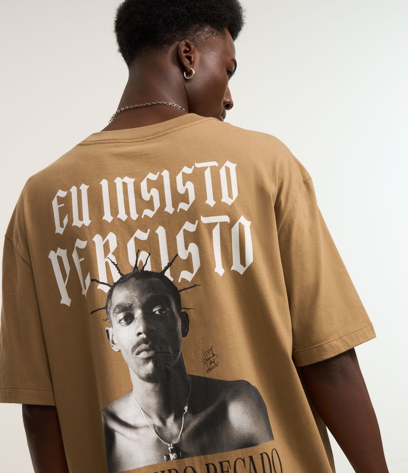 Camiseta Relaxed Sabotage em Algodão Marrom 4