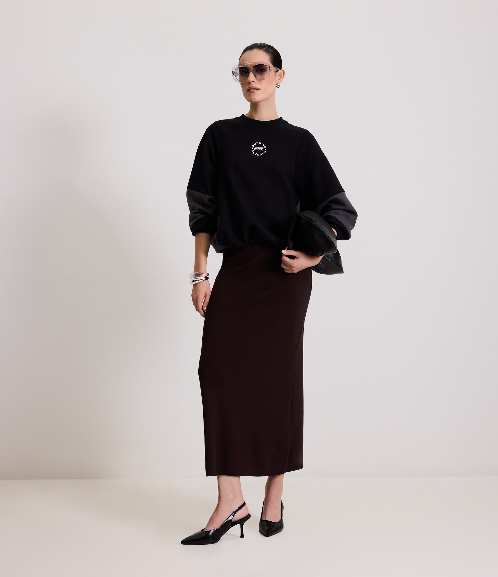 Saia Boho Reta Midi em Tricô com Fenda na Barra Marrom 3